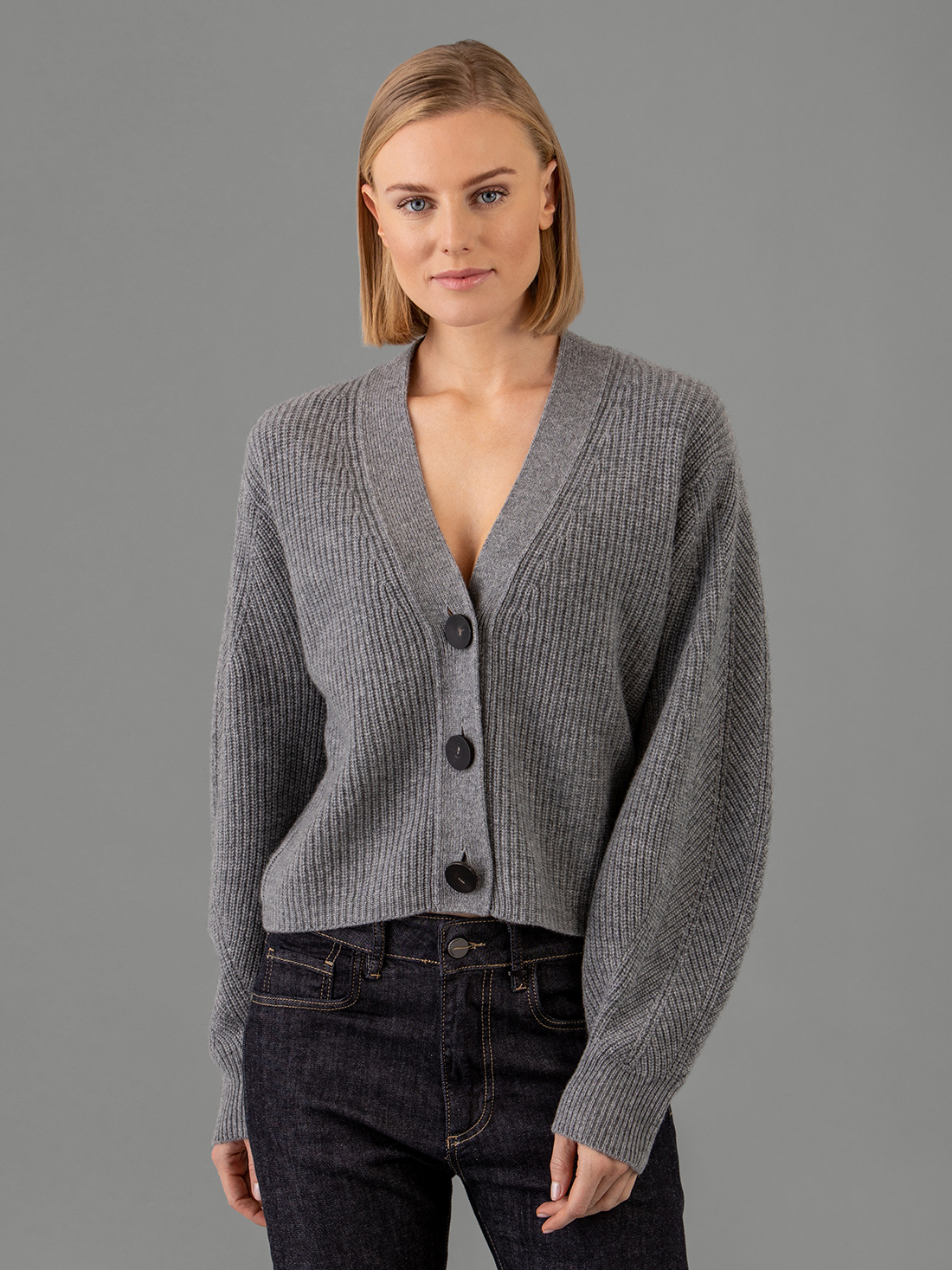 Detailansicht von Strickjacke aus Cashmere von LISA YANG