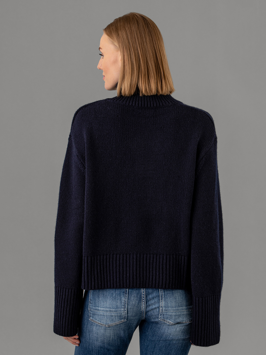 Detailansicht von Turtleneck Pullover aus Cashmere von LISA YANG