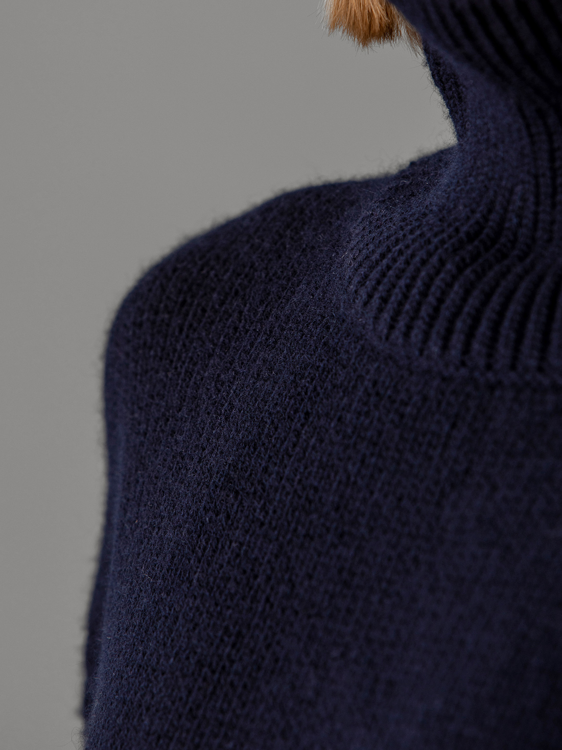 Detailansicht von Turtleneck Pullover aus Cashmere von LISA YANG
