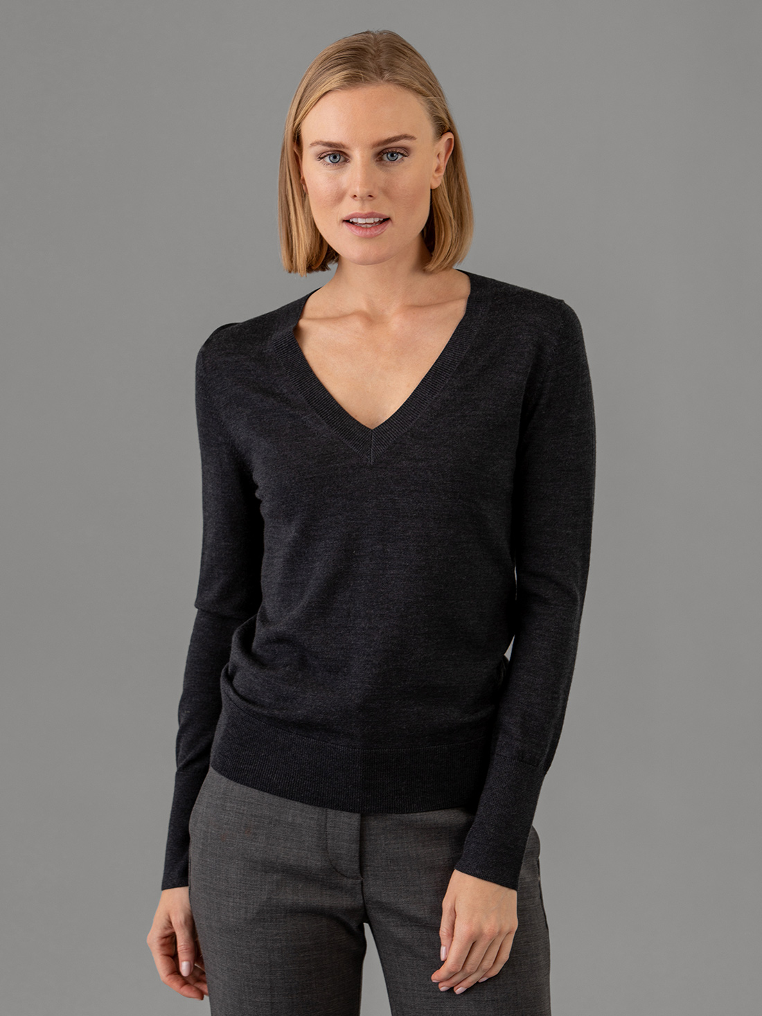 Detailansicht von Leichter Pullover aus Merinowolle von ALLUDE