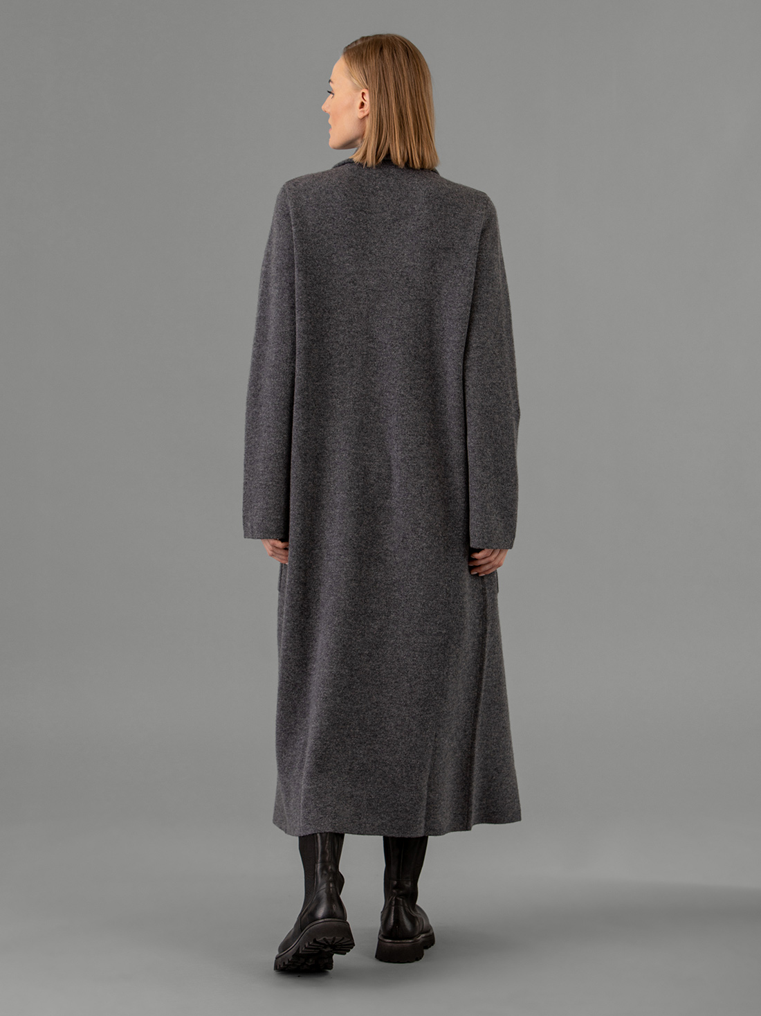 Detailansicht von Mantel aus Cashmere von LISA YANG