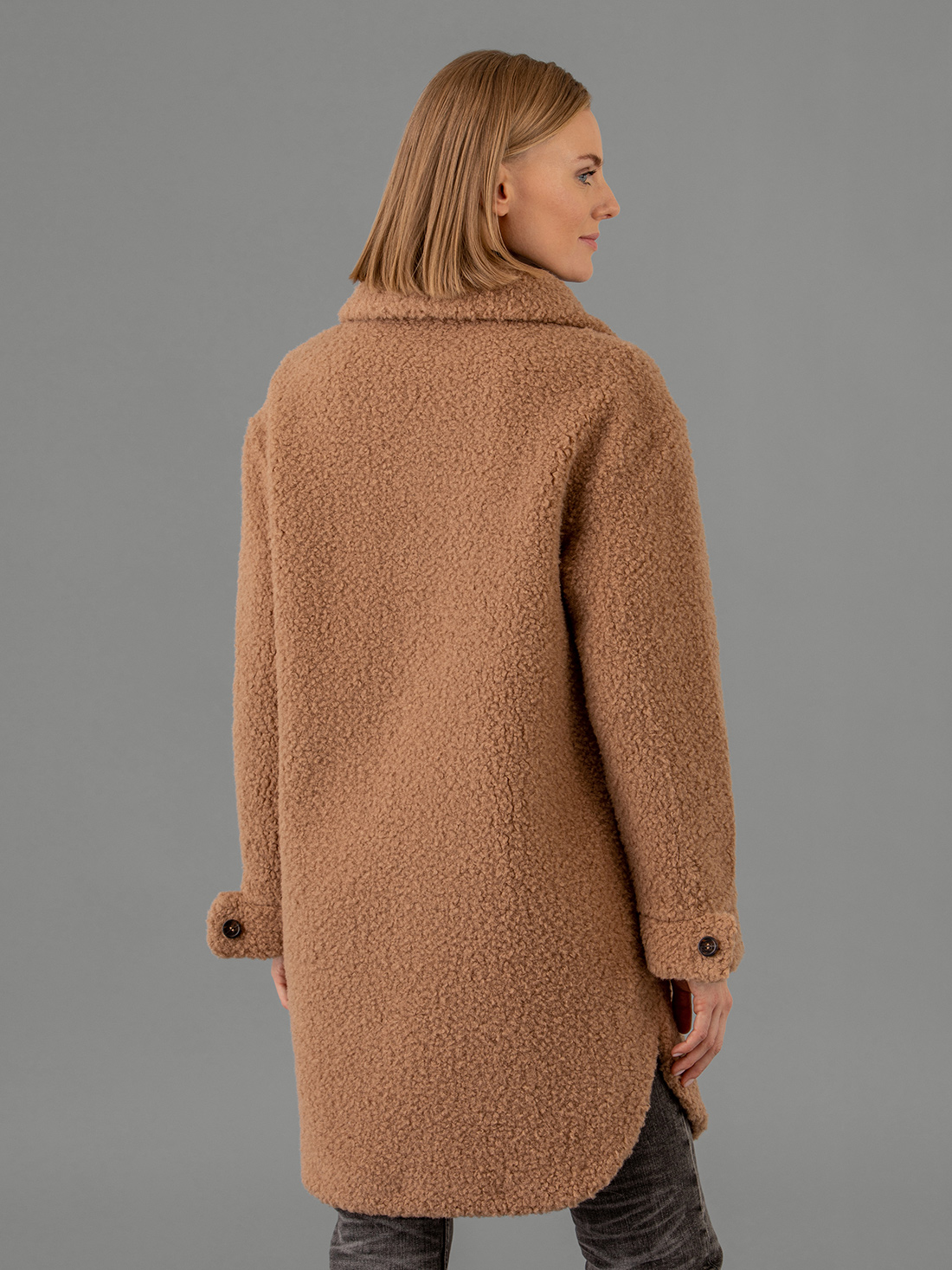 Detailansicht von Teddyfell Mantel von OAKWOOD