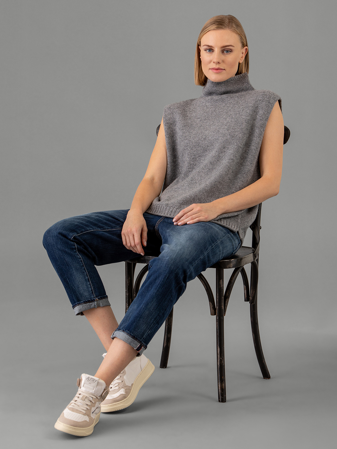 Detailansicht von Pullunder aus Cashmere von LISA YANG