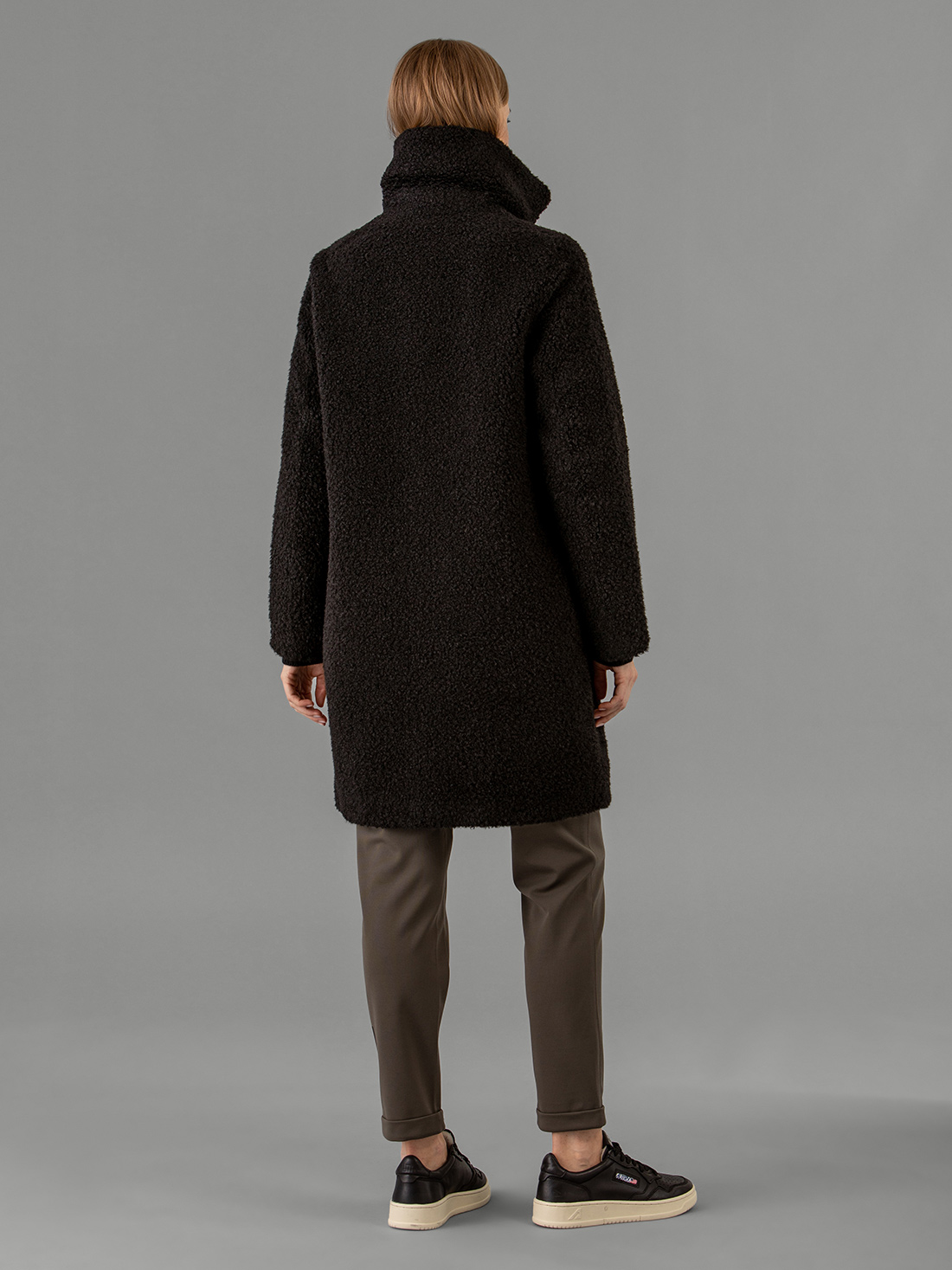 Detailansicht von Teddy-Mantel von OAKWOOD