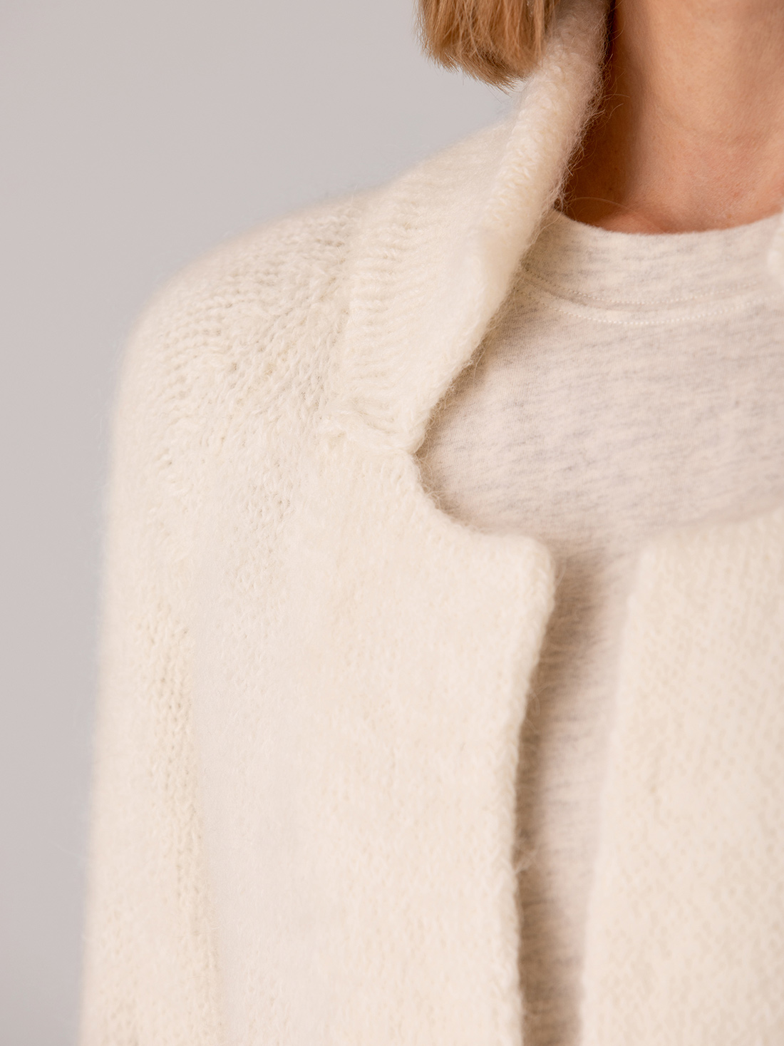 Detailansicht von Strickjacke von BELLAMY