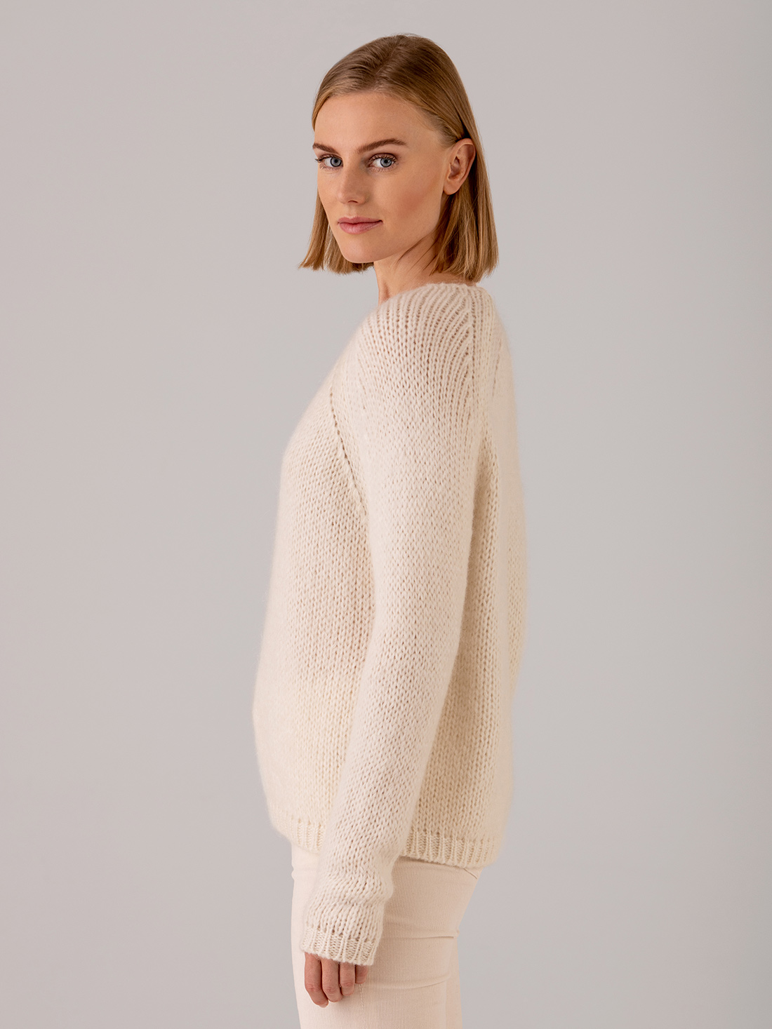 Detailansicht von Pullover von SIBIN LINNEBJERG