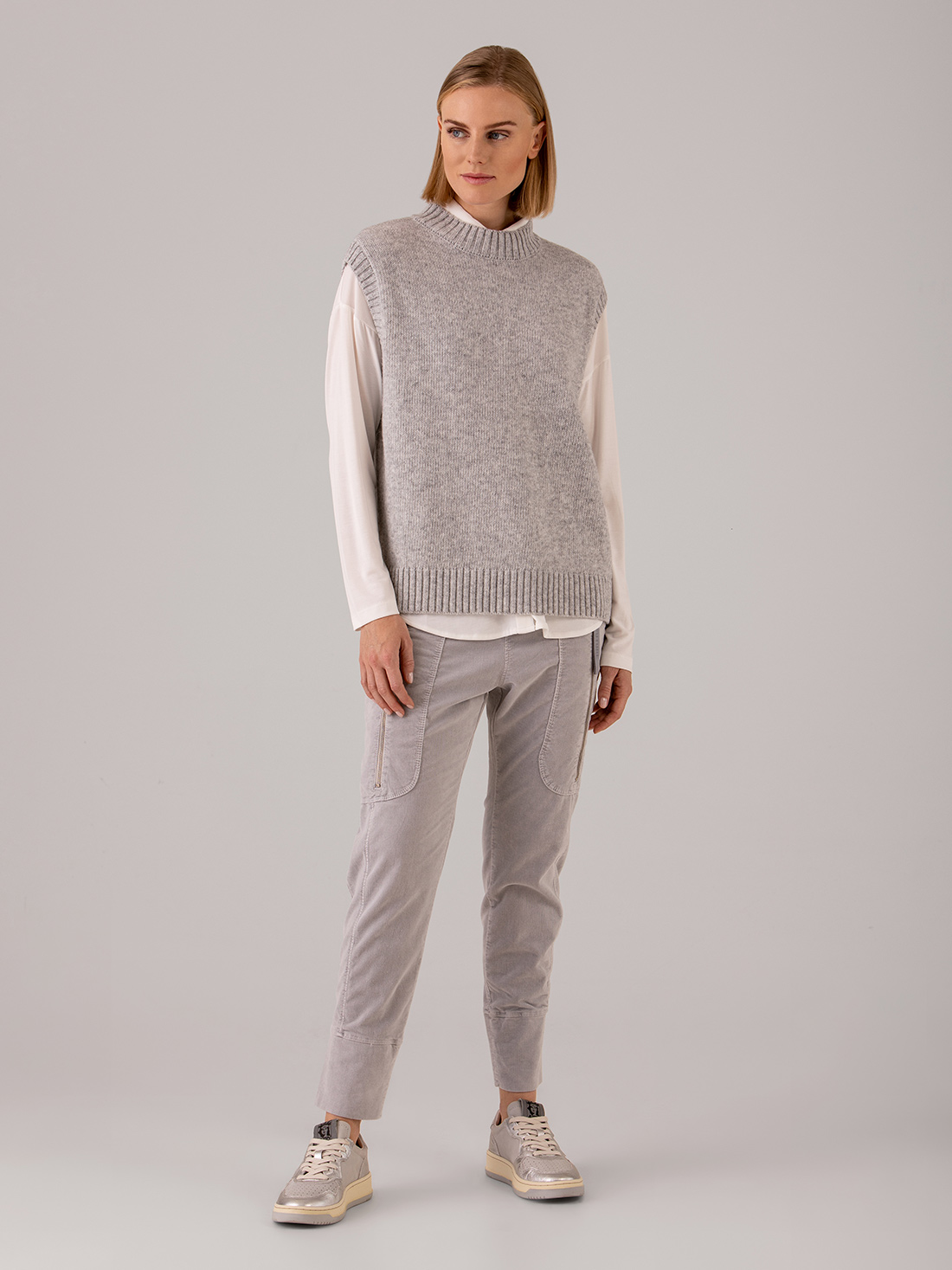 Detailansicht von Pullunder aus Wolle von ARMEDANGELS