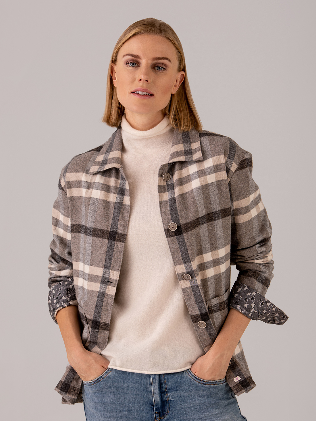 Detailansicht von Flanellbluse aus Baumwolle von FIL NOIR