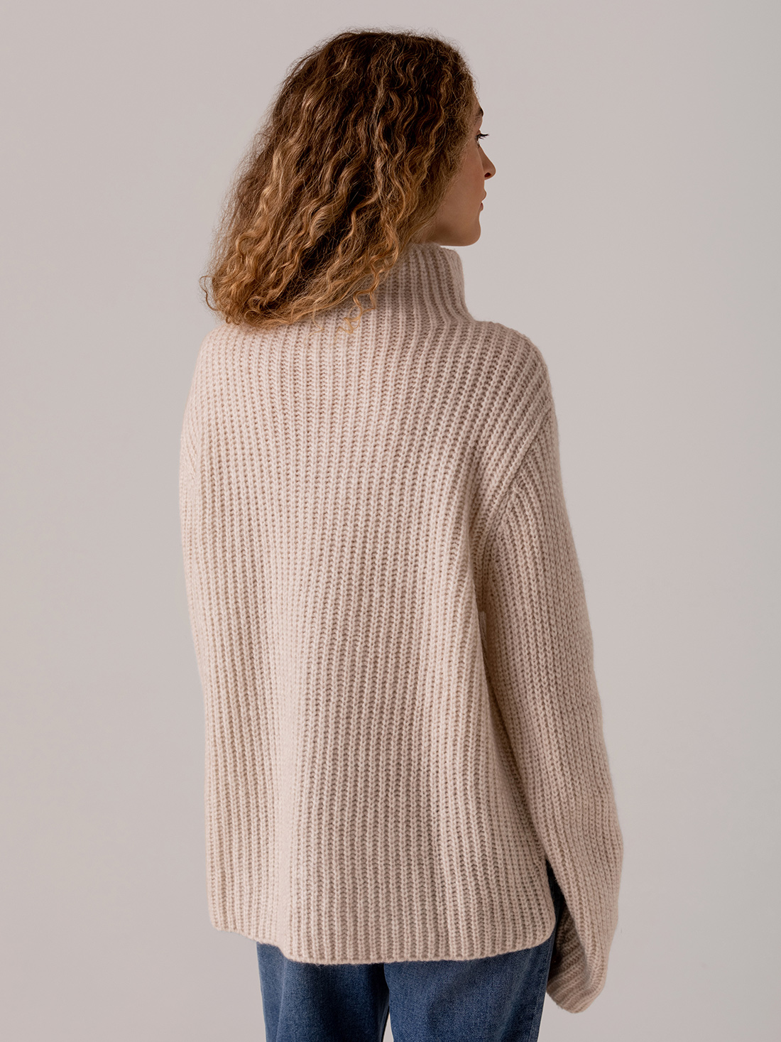 Detailansicht von Turtleneck Pullover aus Wolle von BETTER RICH