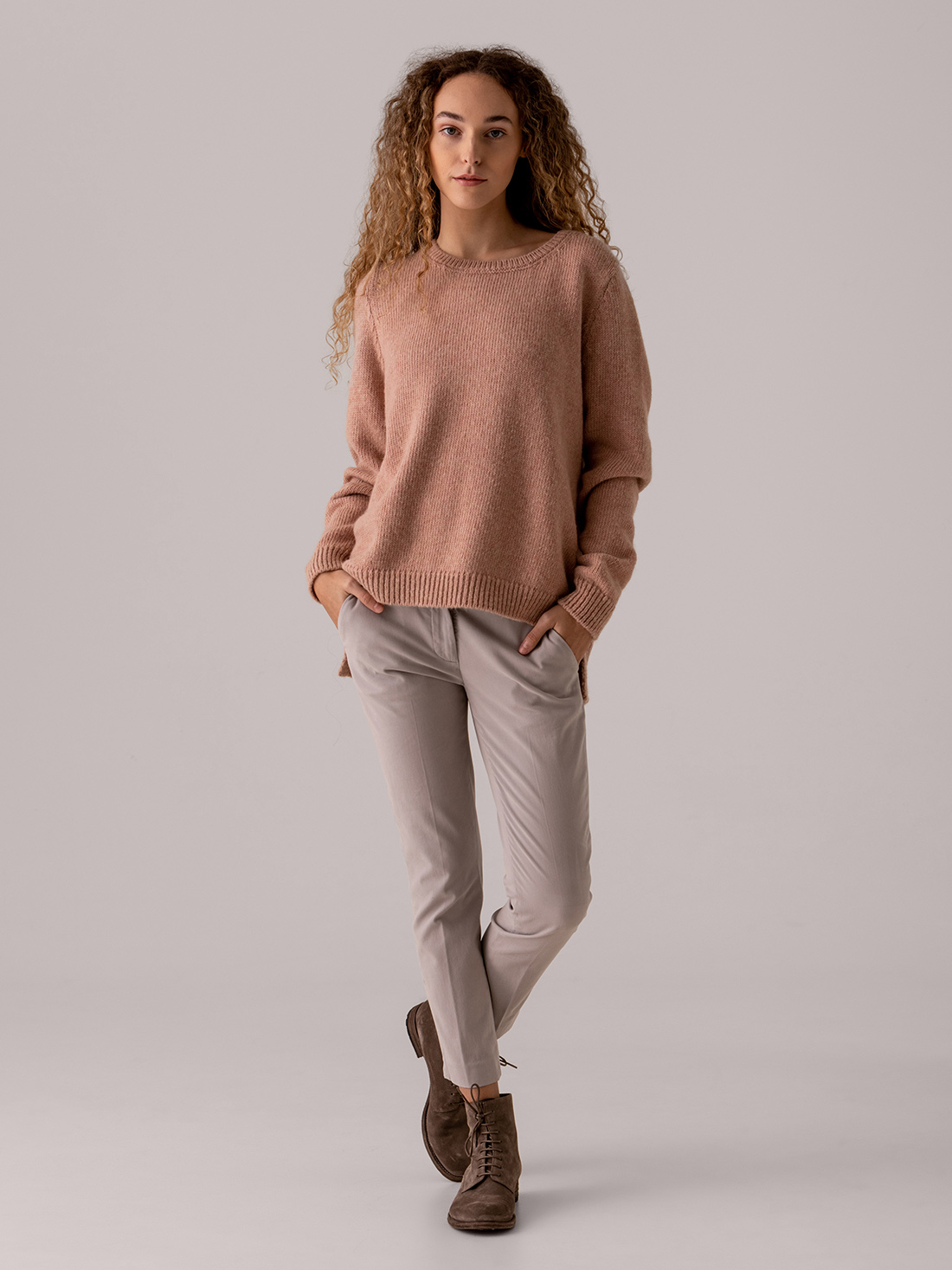 Detailansicht von Pullover von SIBIN LINNEBJERG