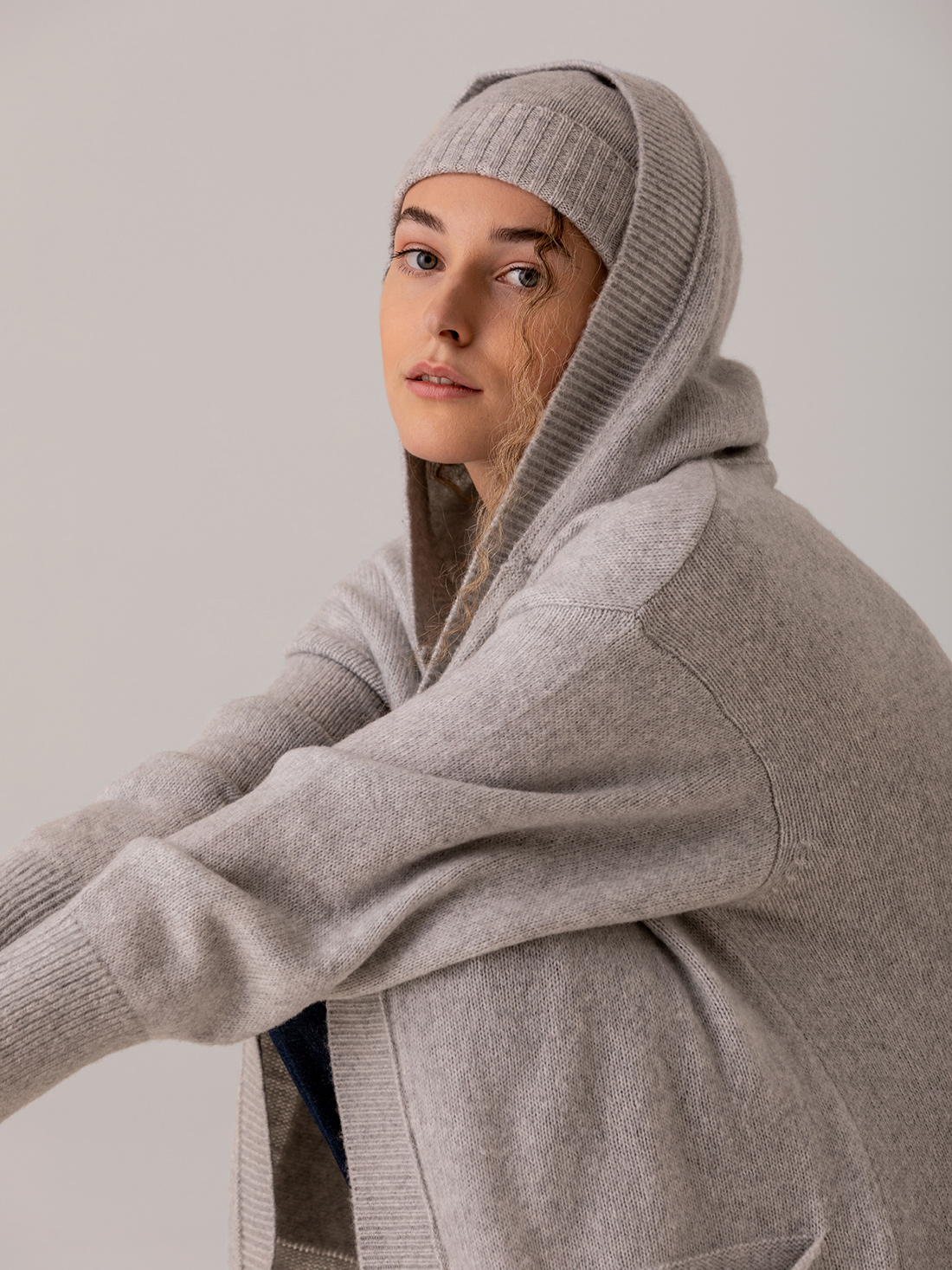 Detailansicht von Langer Cardigan von BETTER RICH