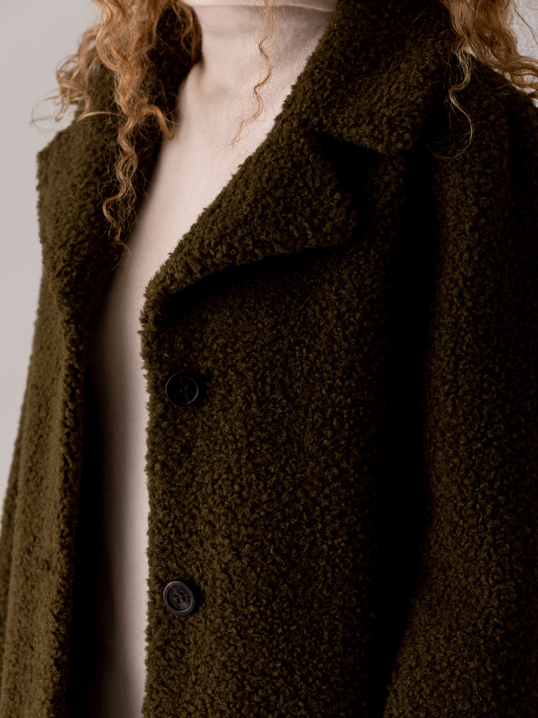 Detailansicht von Teddy-Mantel von OAKWOOD