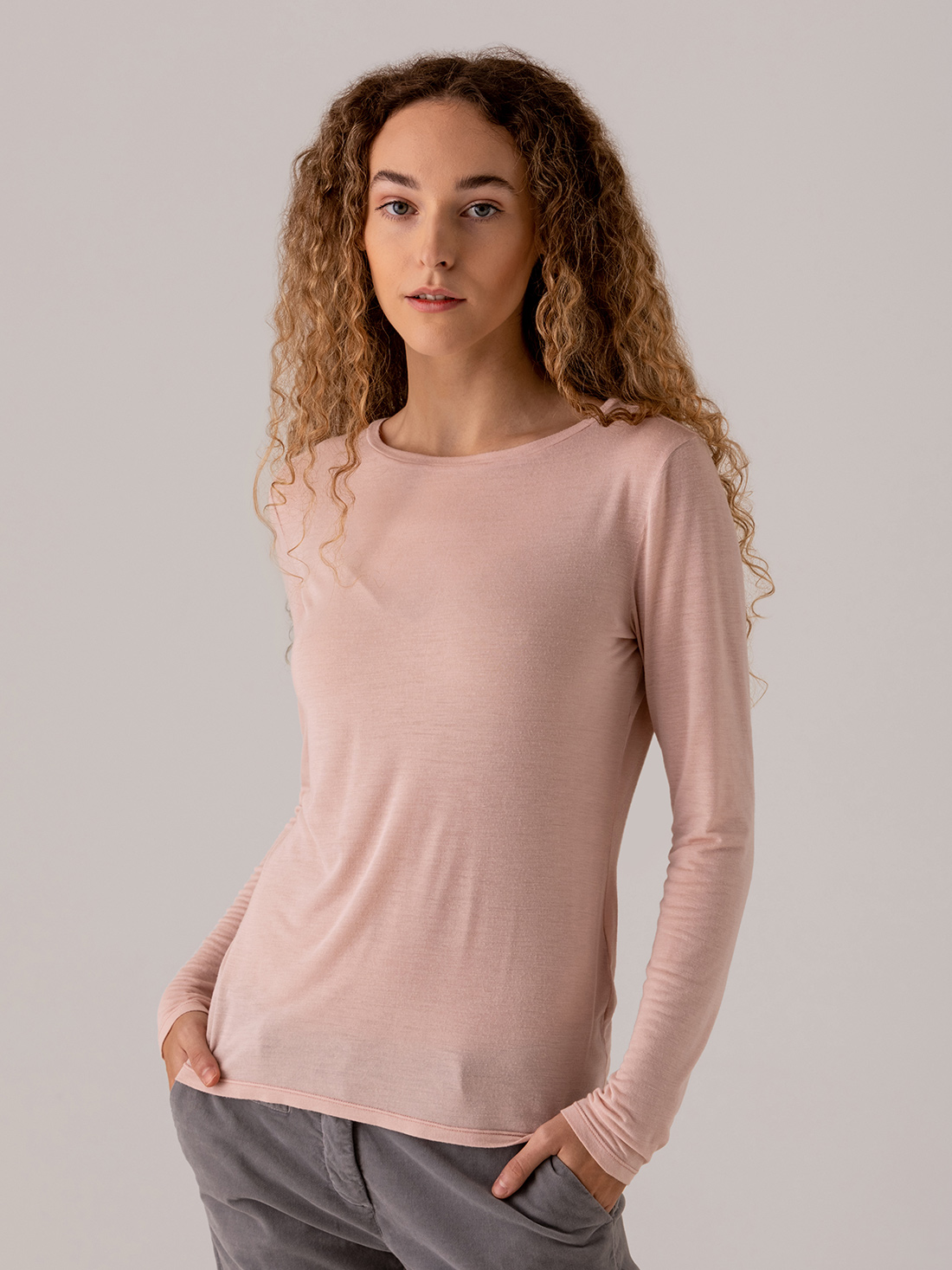 Detailansicht von Langarmshirt aus Modal von ANTONELLI