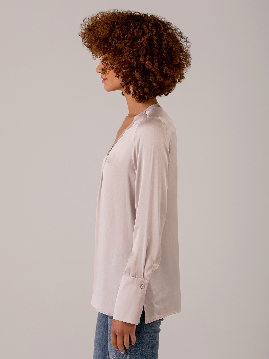 Detailansicht von Seidenbluse von DANIELS