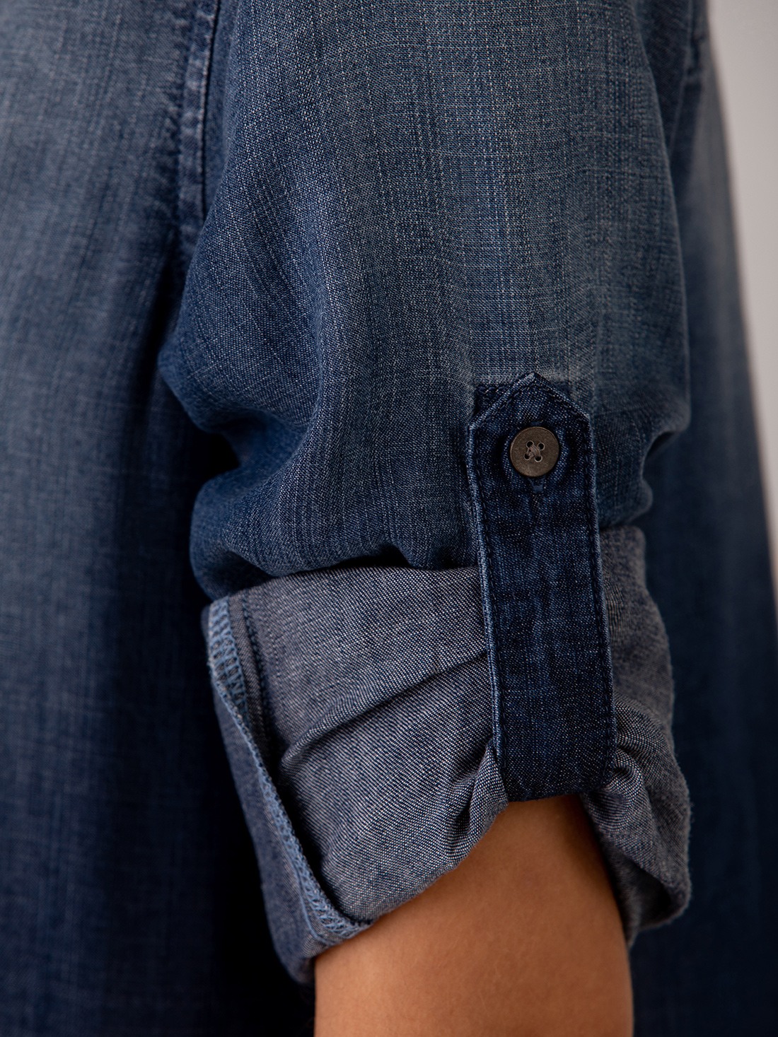 Detailansicht von Kurzes Hemdblusenkleid von BELLA DAHL