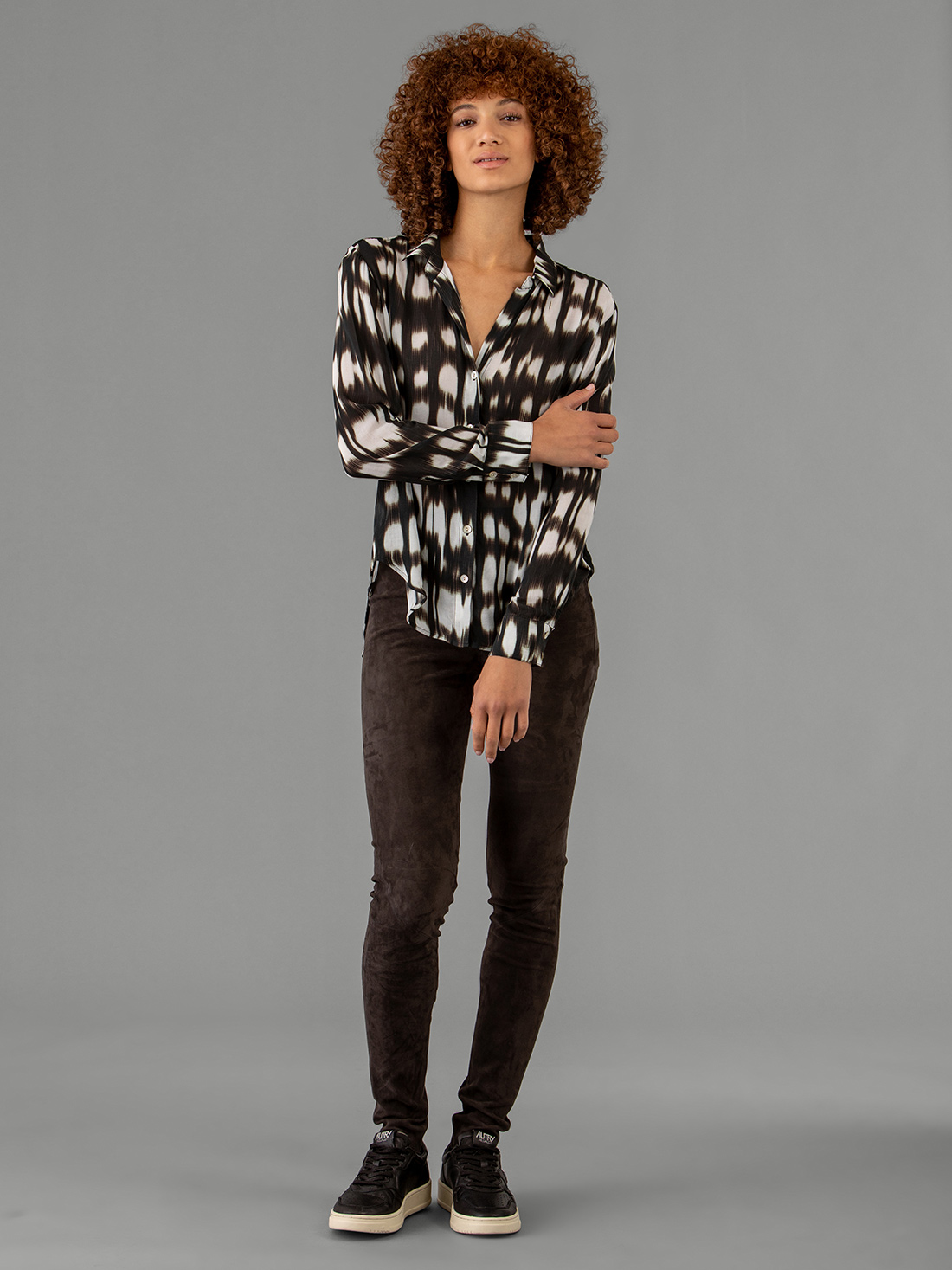 Detailansicht von Gemusterte Bluse von BELLA DAHL