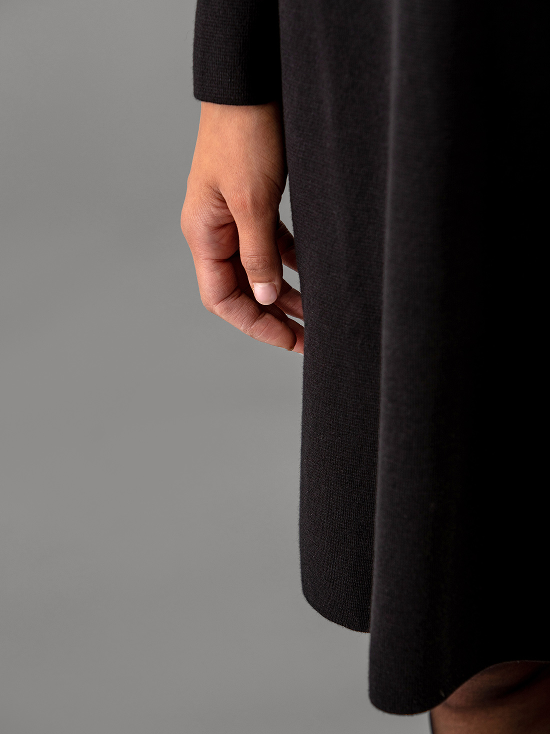 Detailansicht von Midi-Kleid aus Baumwolle von ARMEDANGELS