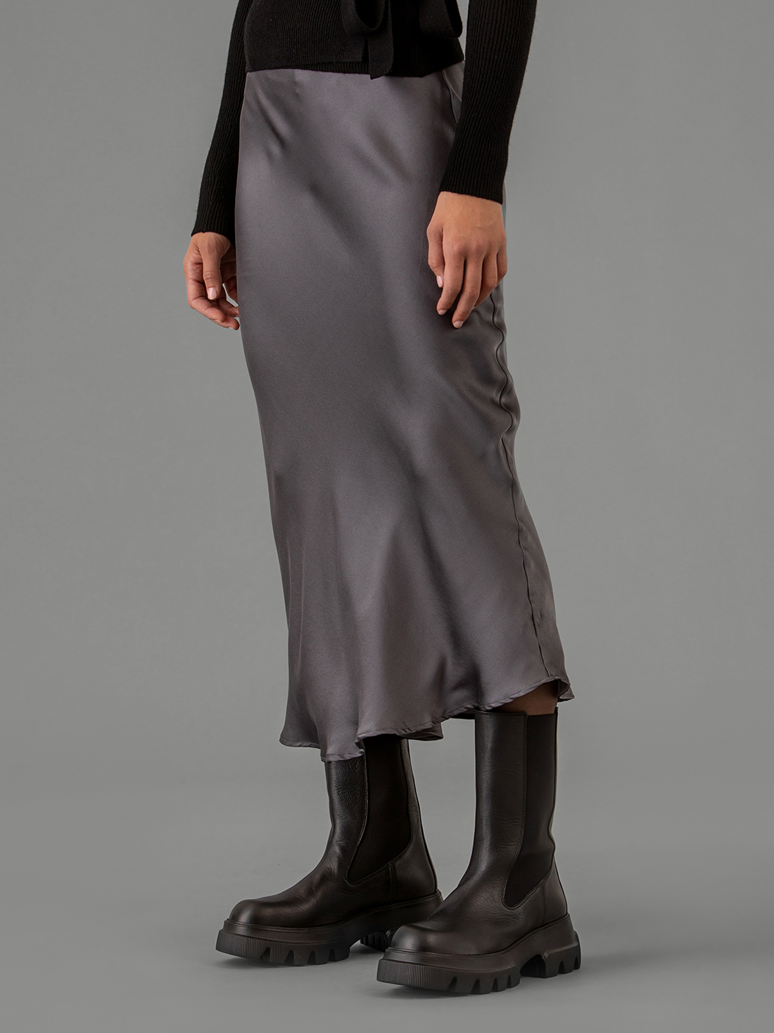 Detailansicht von Maxi-Rock aus Seide von DANIELS