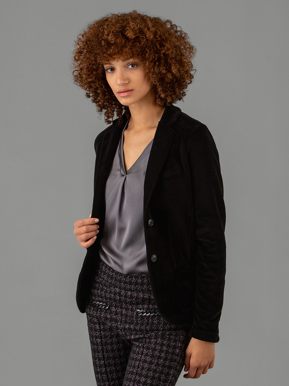 Detailansicht von Samtblazer aus Baumwolle von DANIELS