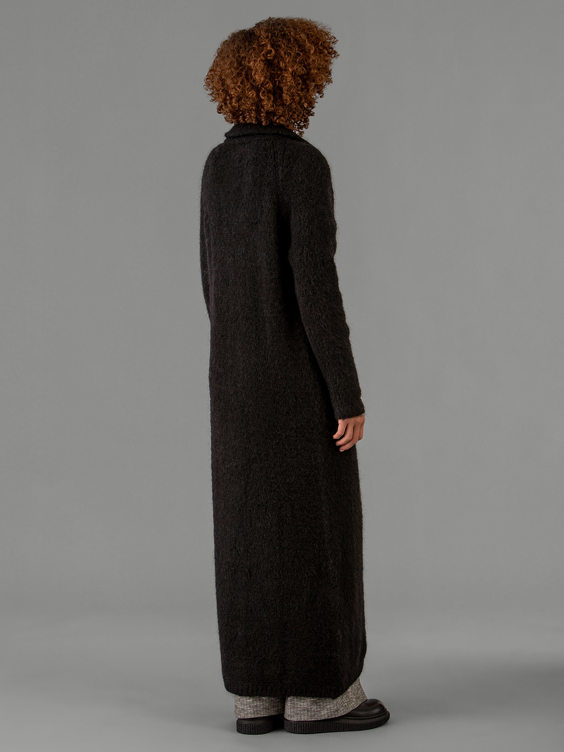 Detailansicht von Lange Strickjacke von BELLAMY