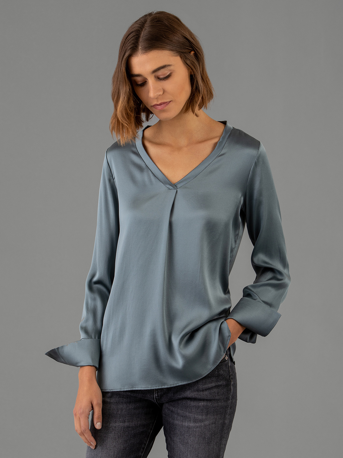 Detailansicht von Seidenbluse von DANIELS