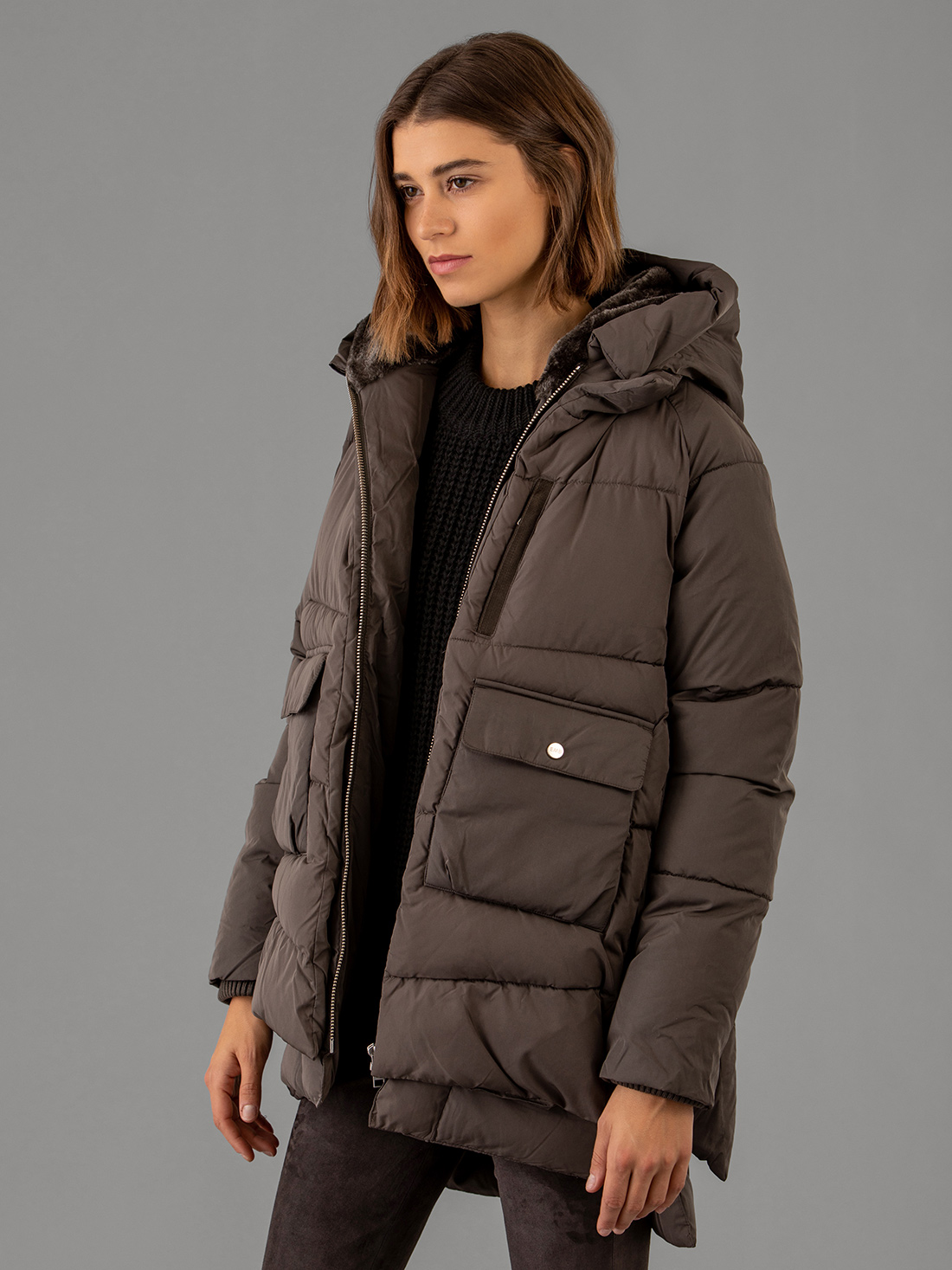 Detailansicht von Steppjacke von EMBASSY