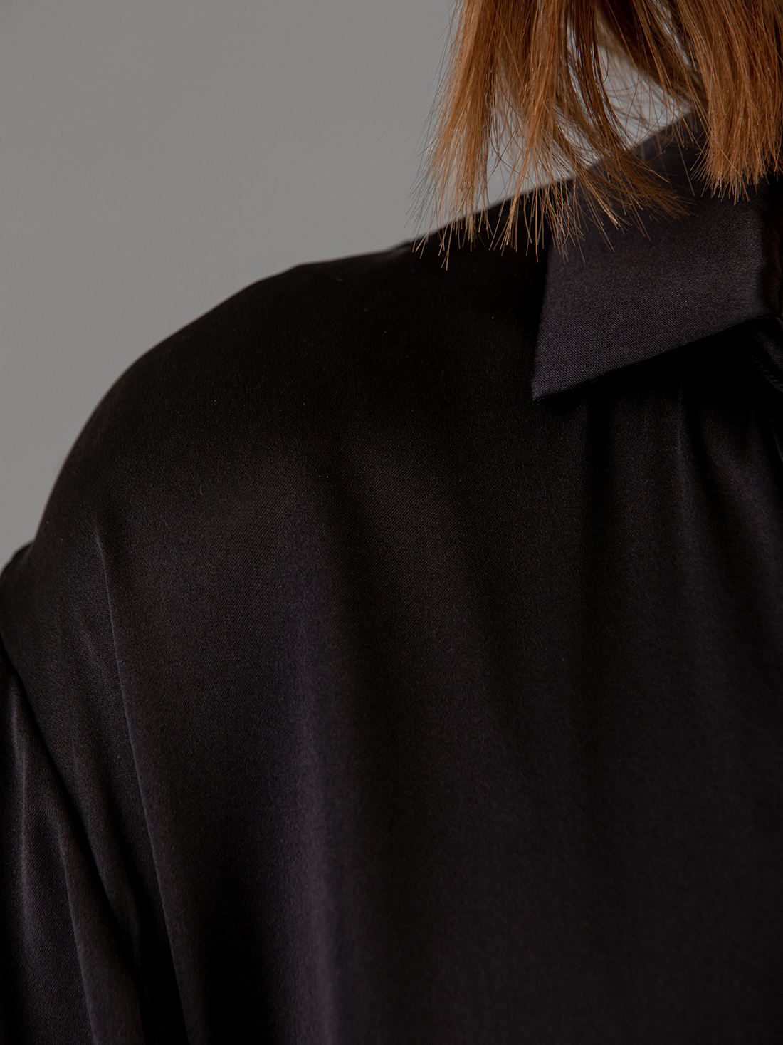 Detailansicht von Seidenbluse von DANIELS