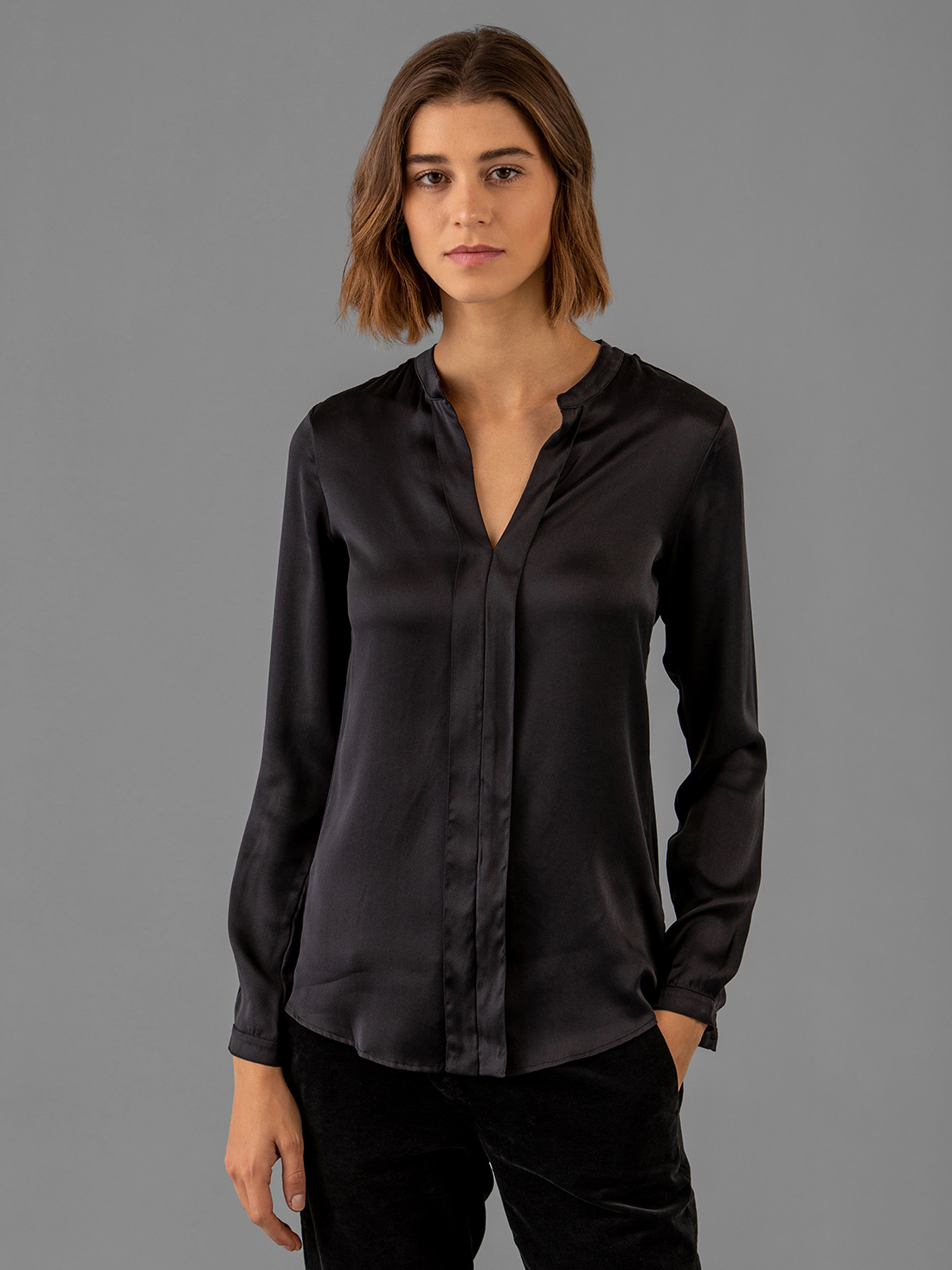 Detailansicht von Seidenbluse von DANIELS