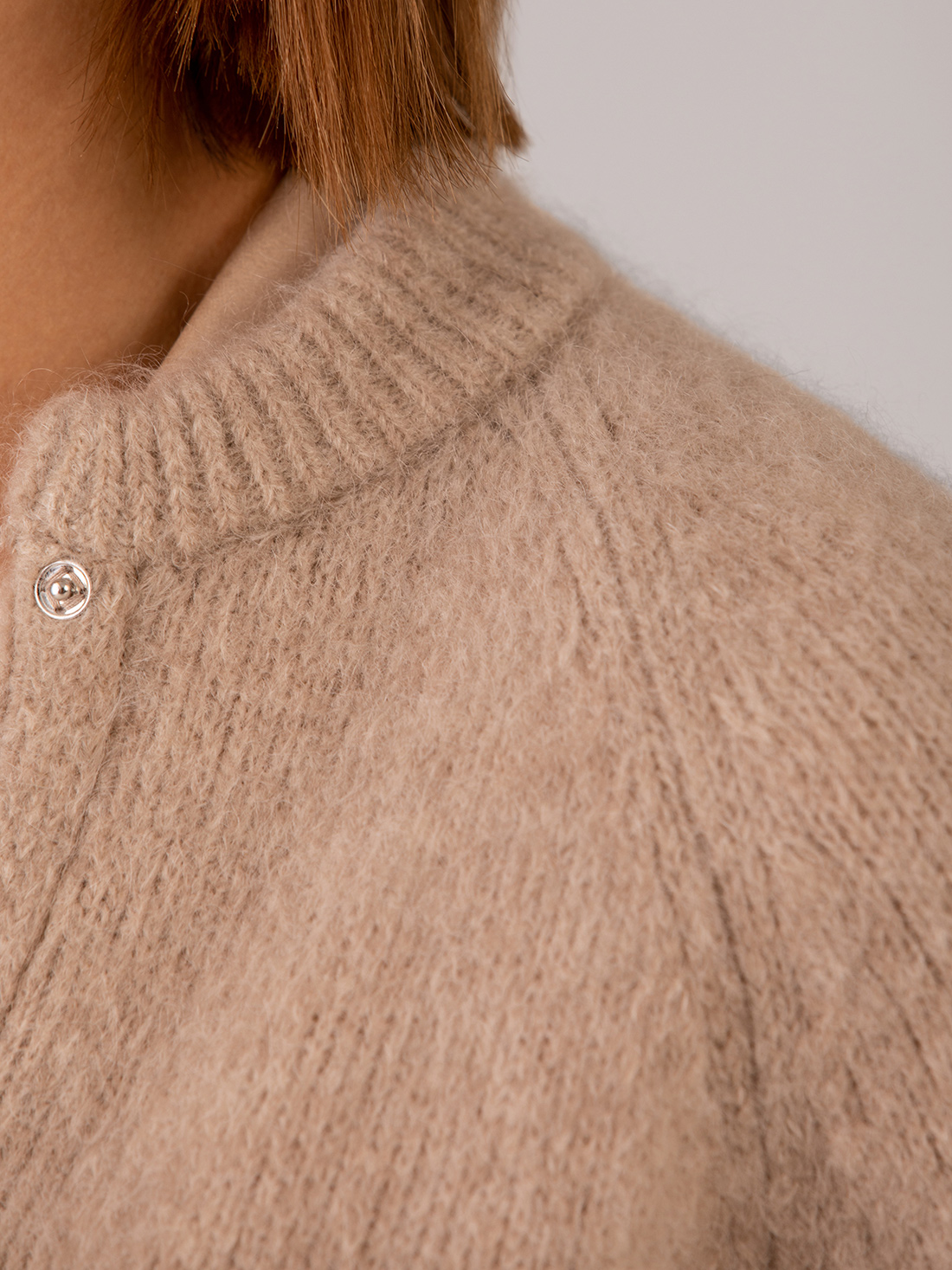 Detailansicht von Strickjacke von JOHNNY LOVE