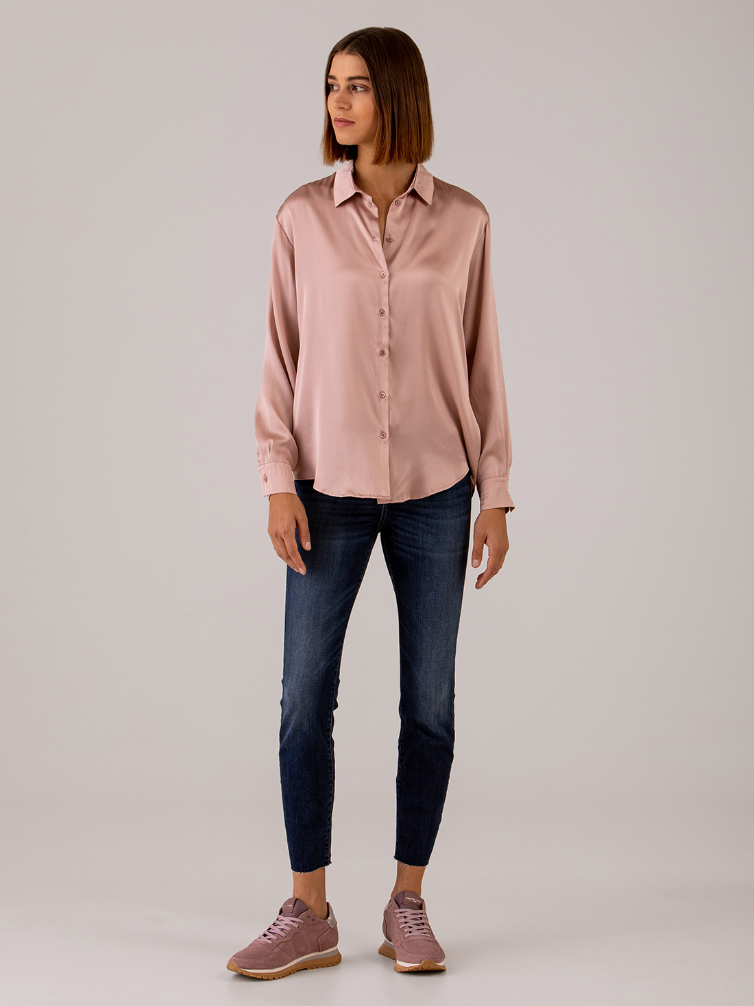 Detailansicht von Seidenbluse von DANIELS