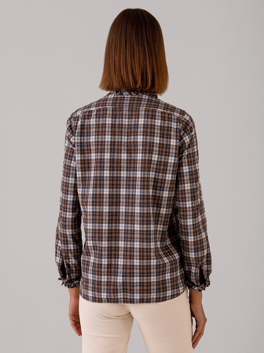 Detailansicht von Baumwollbluse mit Rüschung von AGLINI