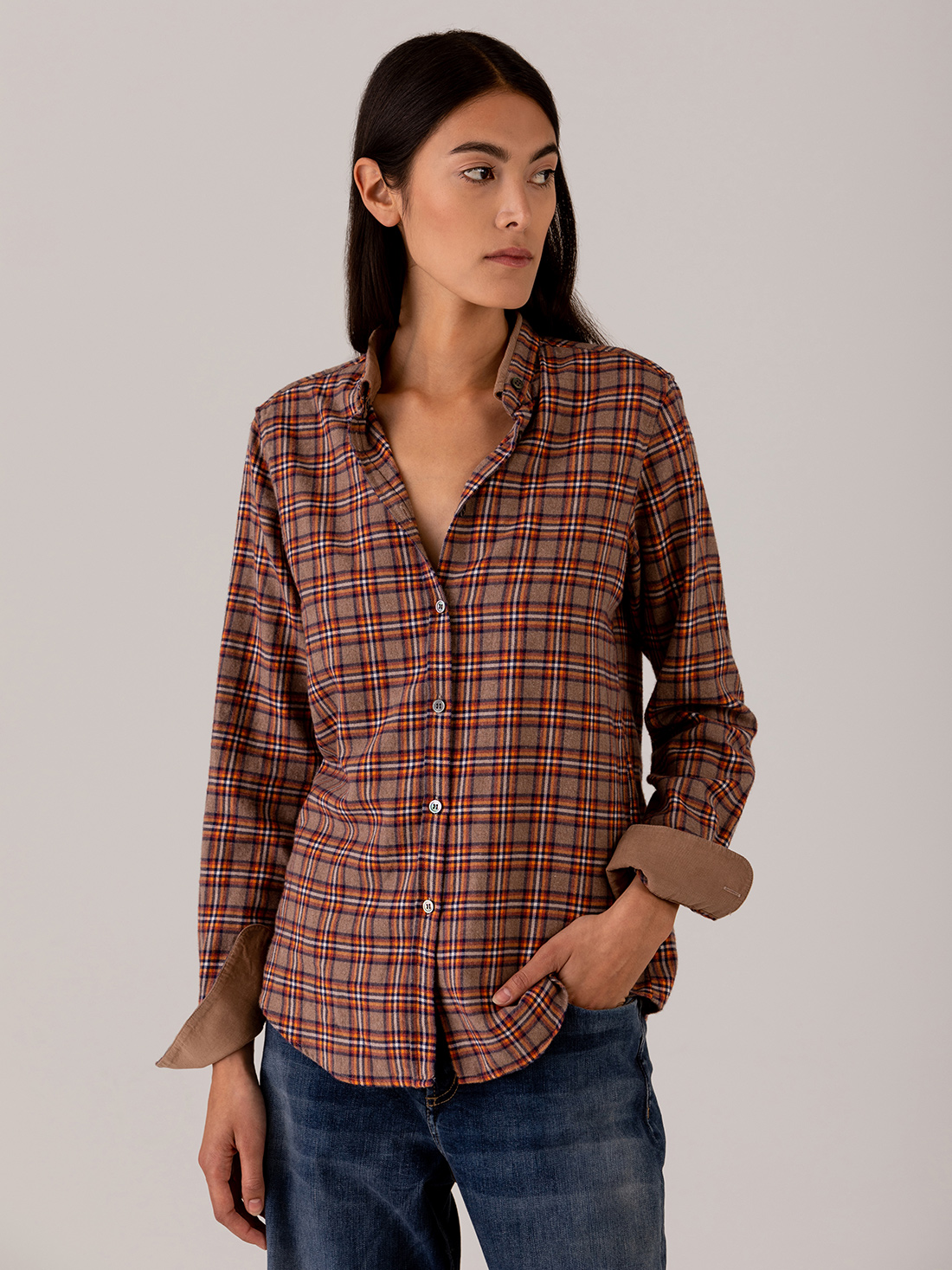 Detailansicht von Flanellbluse aus Baumwolle von AGLINI