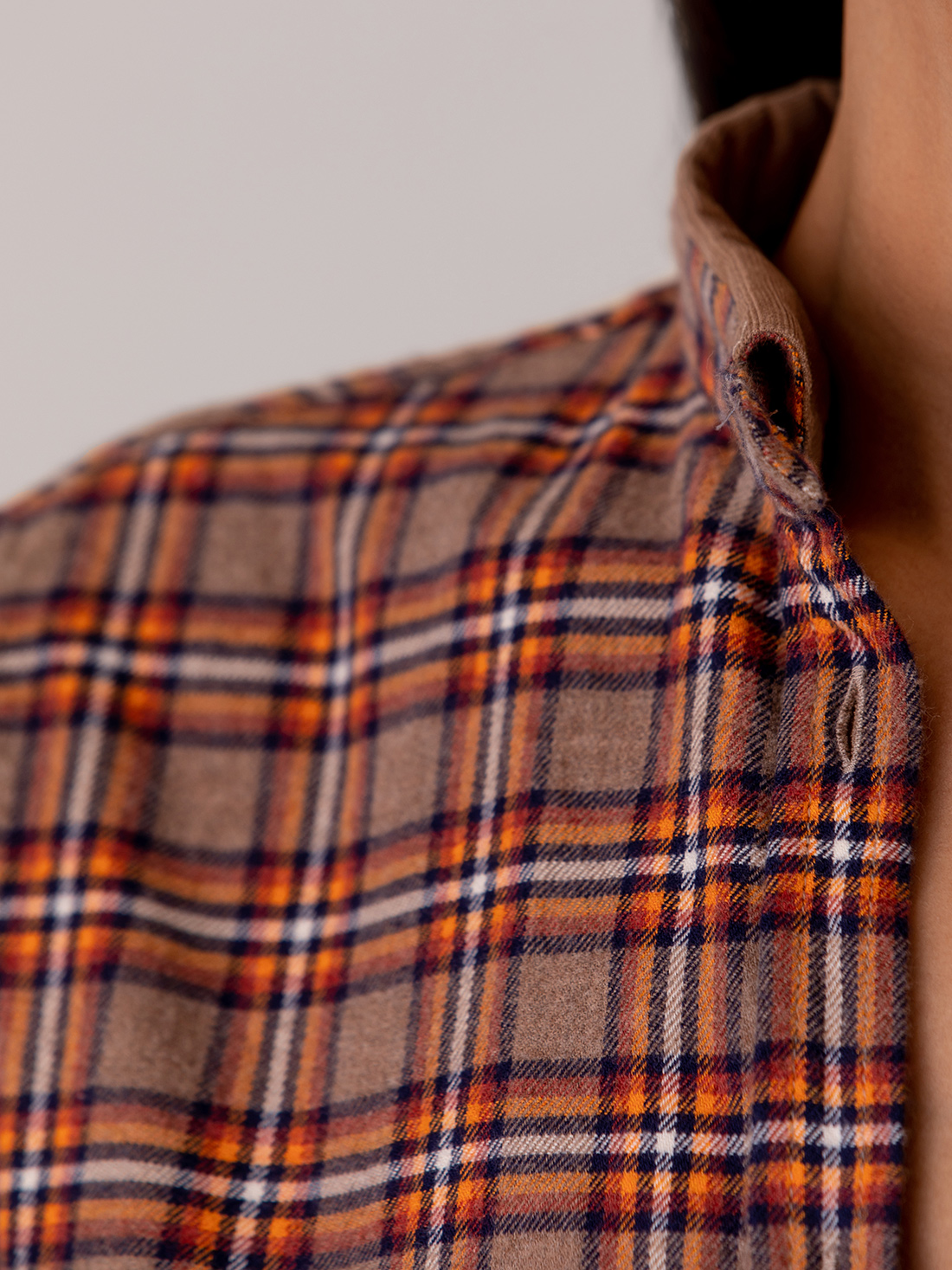 Detailansicht von Flanellbluse aus Baumwolle von AGLINI