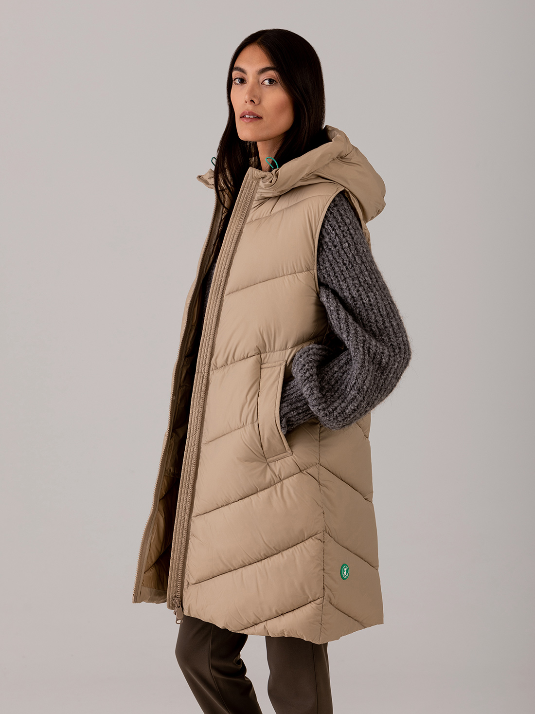 Detailansicht von Lange Steppweste von SAVE THE DUCK