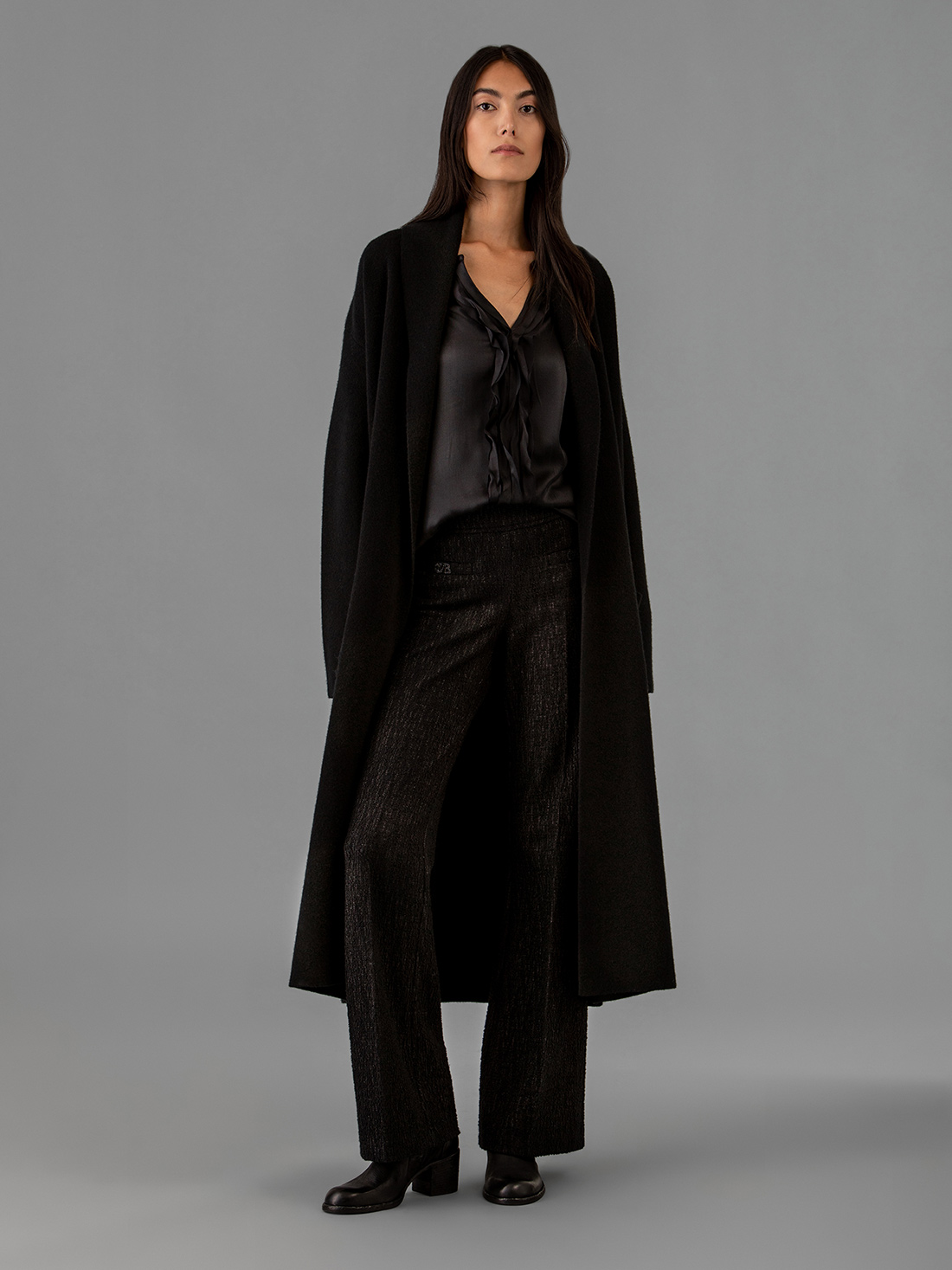 Detailansicht von Wollmantel von ROBERTO COLLINA