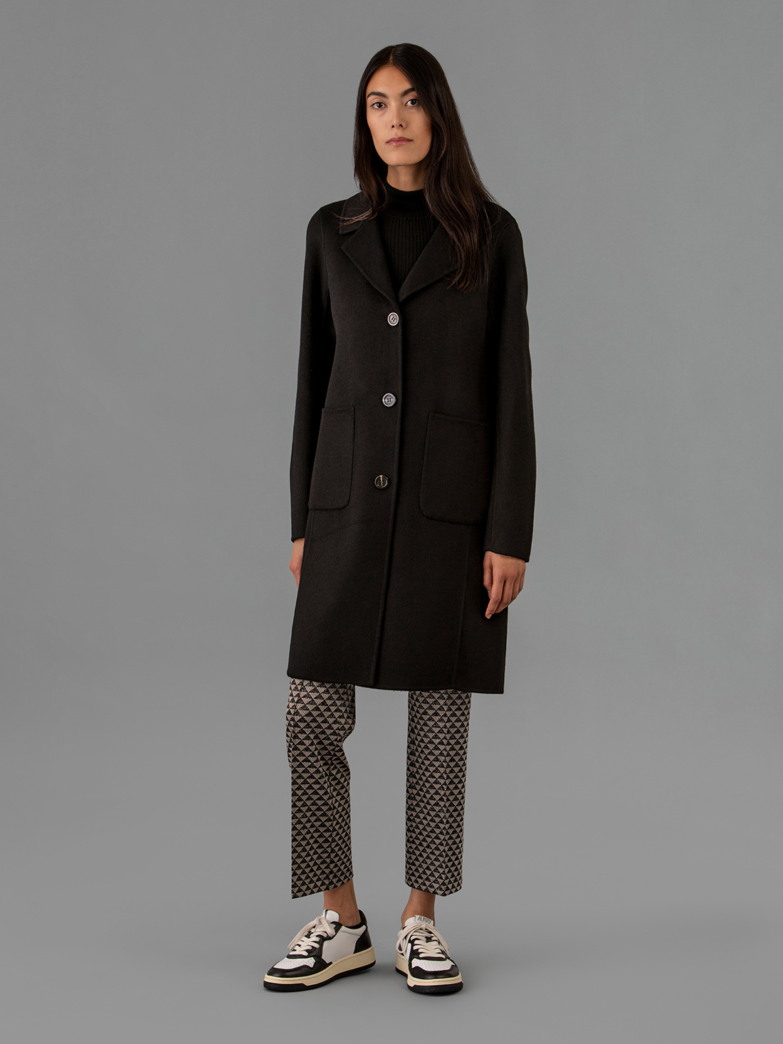 Detailansicht von Wollmantel von OAKWOOD