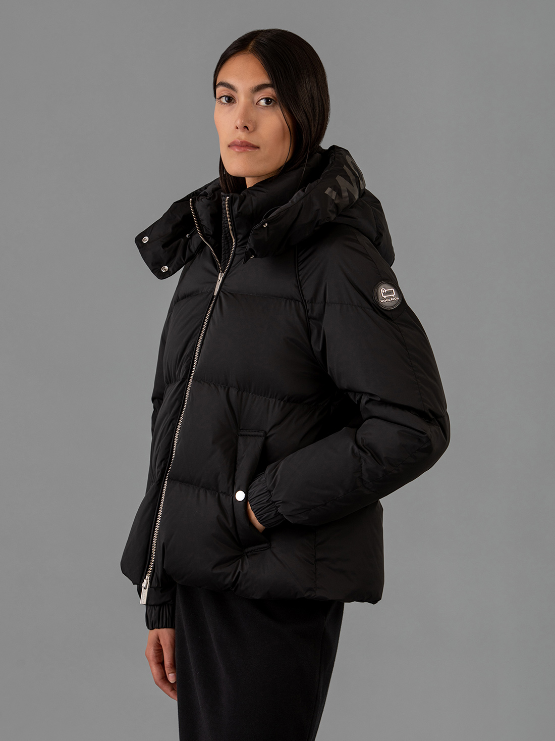 Detailansicht von Daunenjacke von WOOLRICH