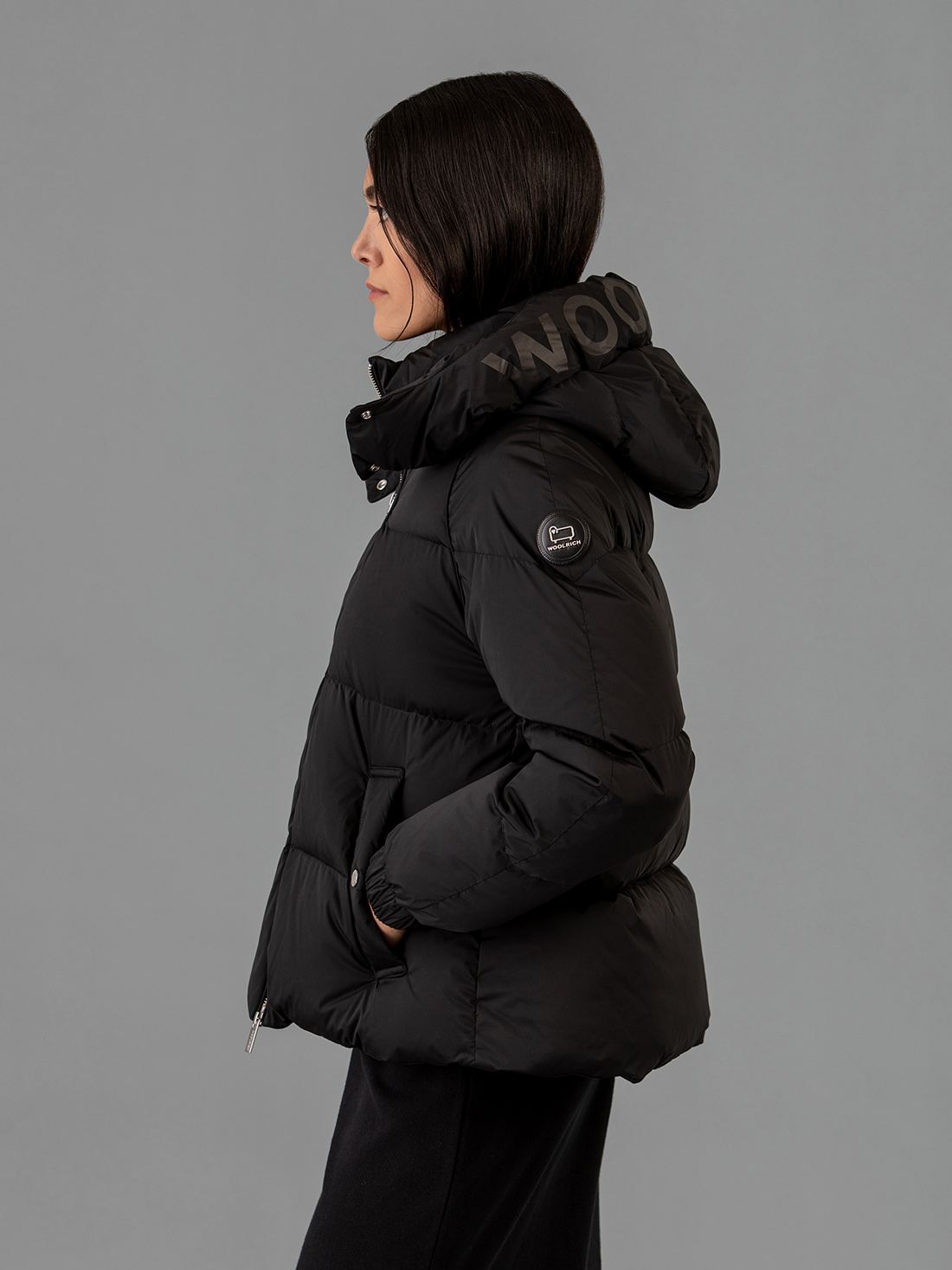 Detailansicht von Daunenjacke von WOOLRICH