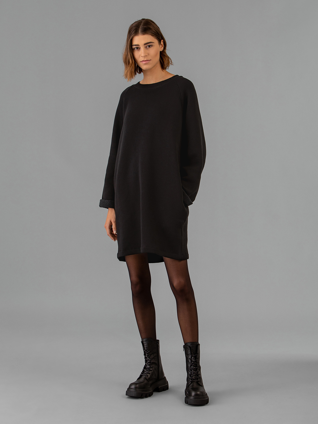 Detailansicht von Midi-Sweatshirtkleid aus Baumwolle von 10 DAYS