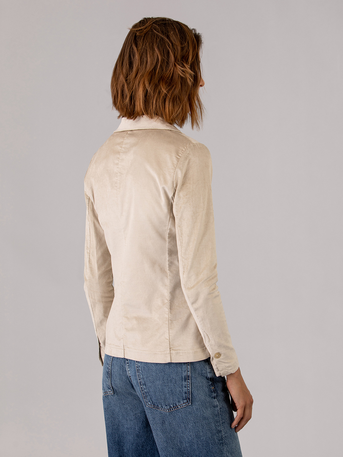 Detailansicht von Samtblazer von DANIELS