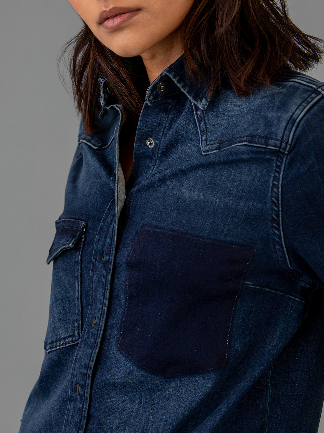 Detailansicht von Midi-Kleid aus Baumwolle von ZHRILL