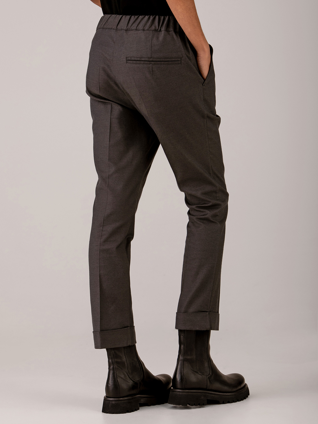 Detailansicht von Hose aus Baumwolle von LIS LAREIDA