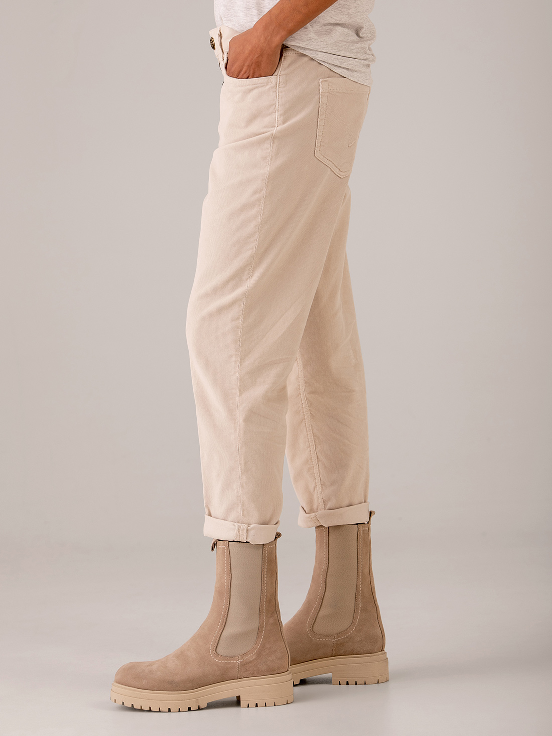 Detailansicht von Lässige Hose aus Cord von DONDUP