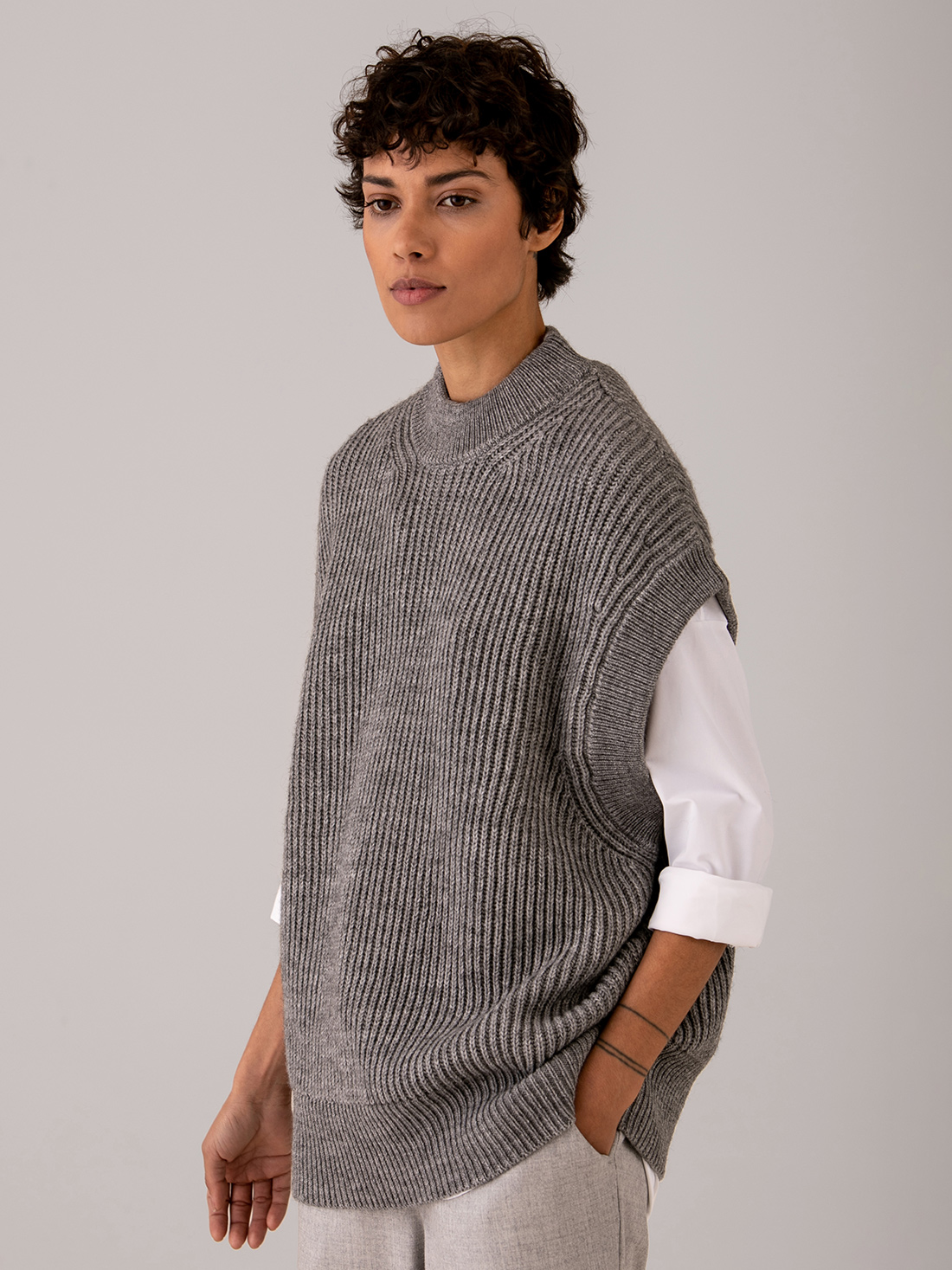 Detailansicht von Pullunder von DRYKORN