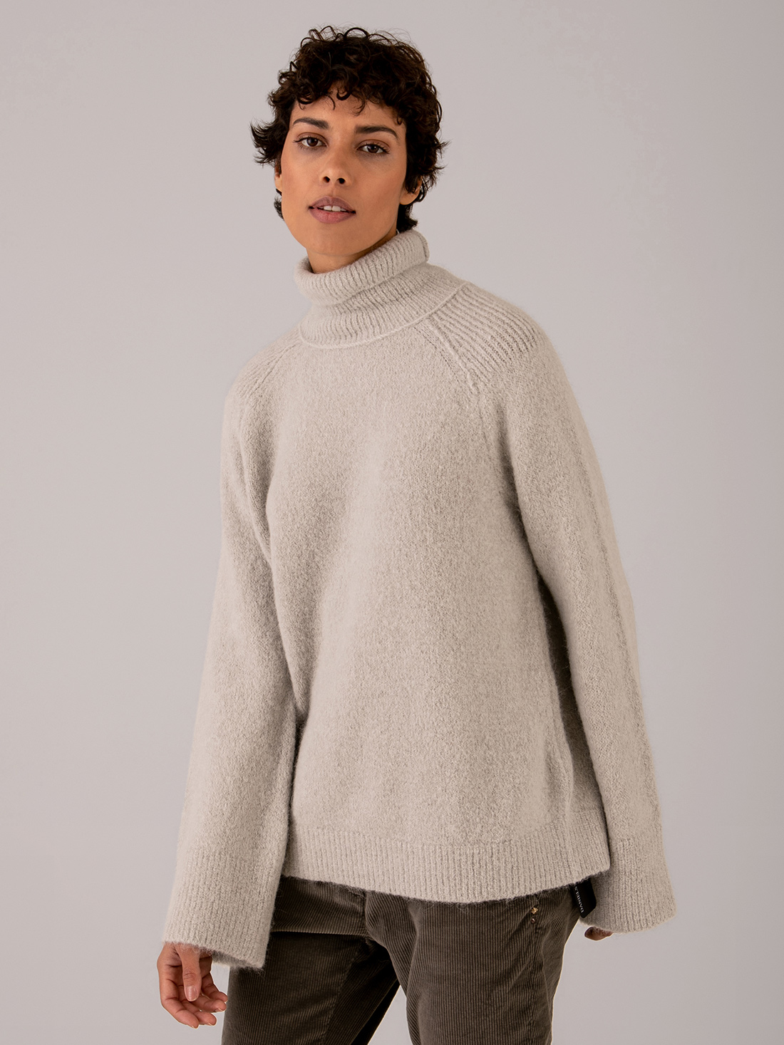 Detailansicht von Rollkragenpullover von DOROTHEE SCHUMACHER