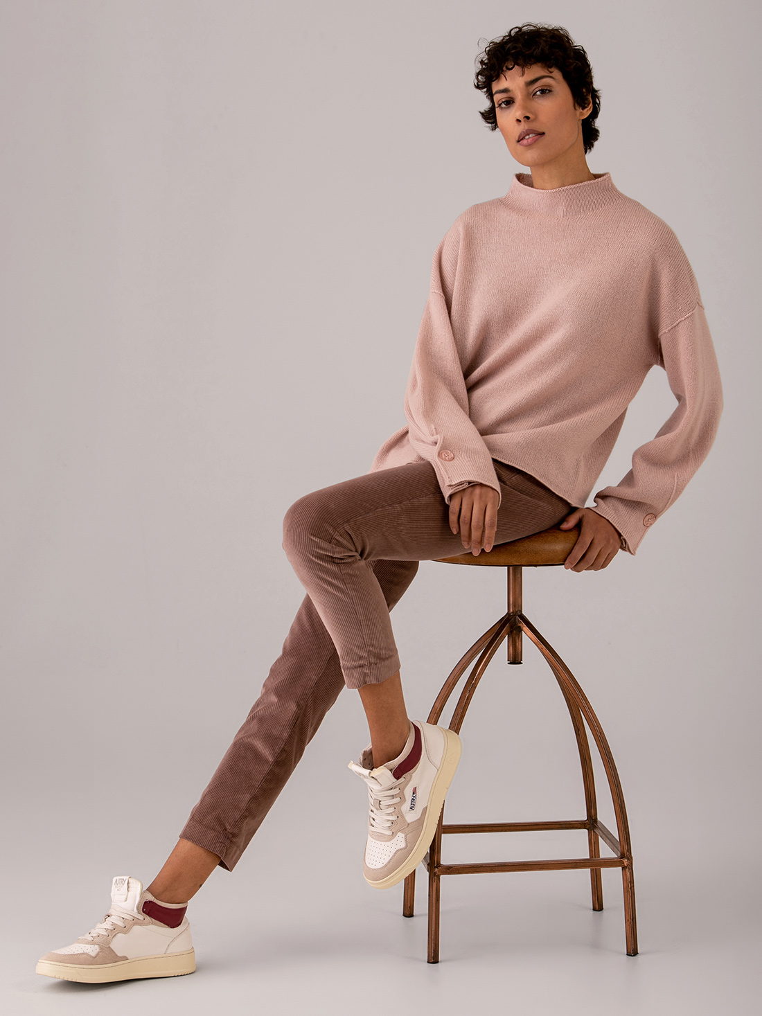 Detailansicht von Oversized Turtleneck Pullover von 360 CASHMERE