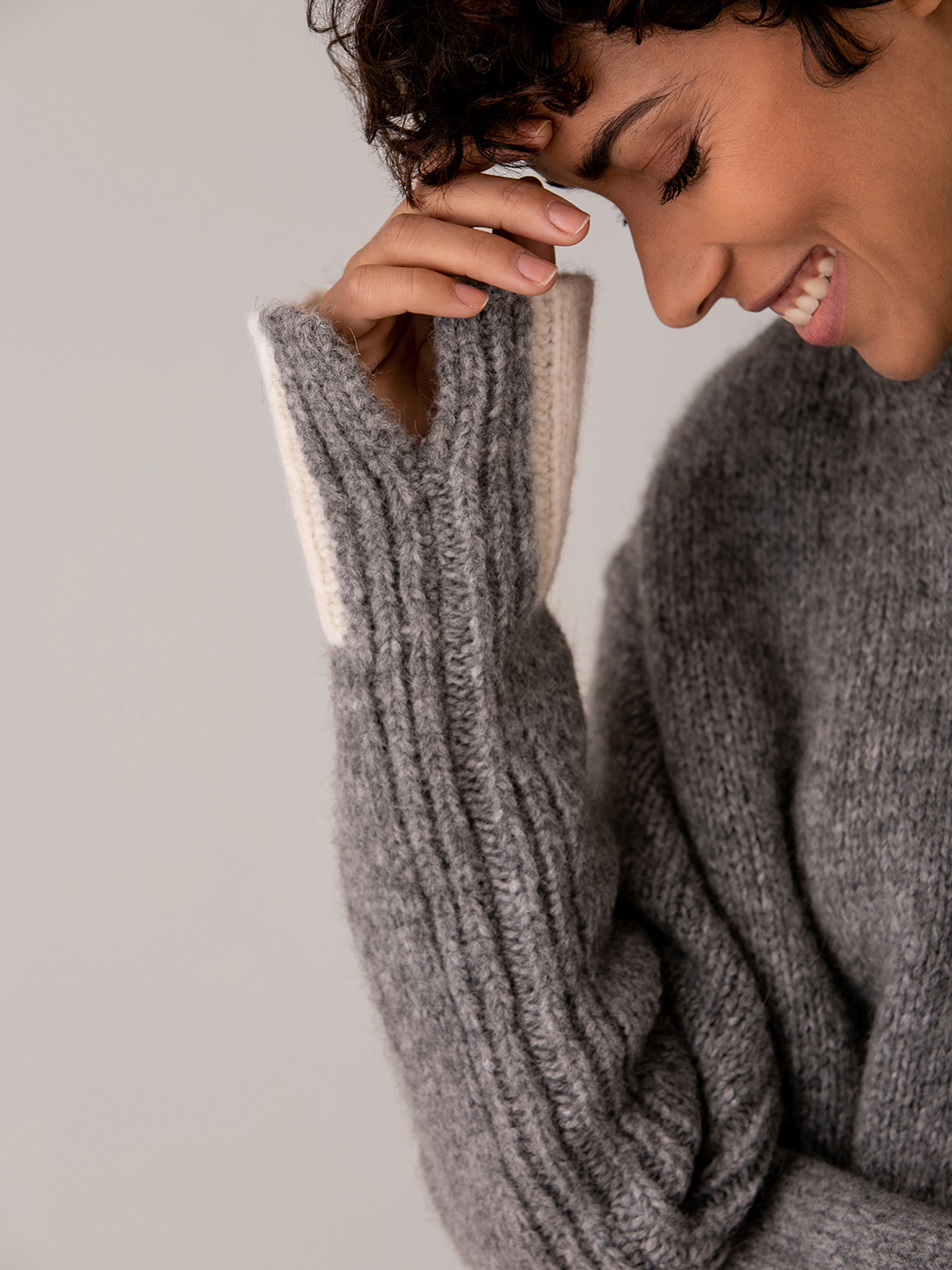 Detailansicht von Turtleneck Pullover von LIS LAREIDA