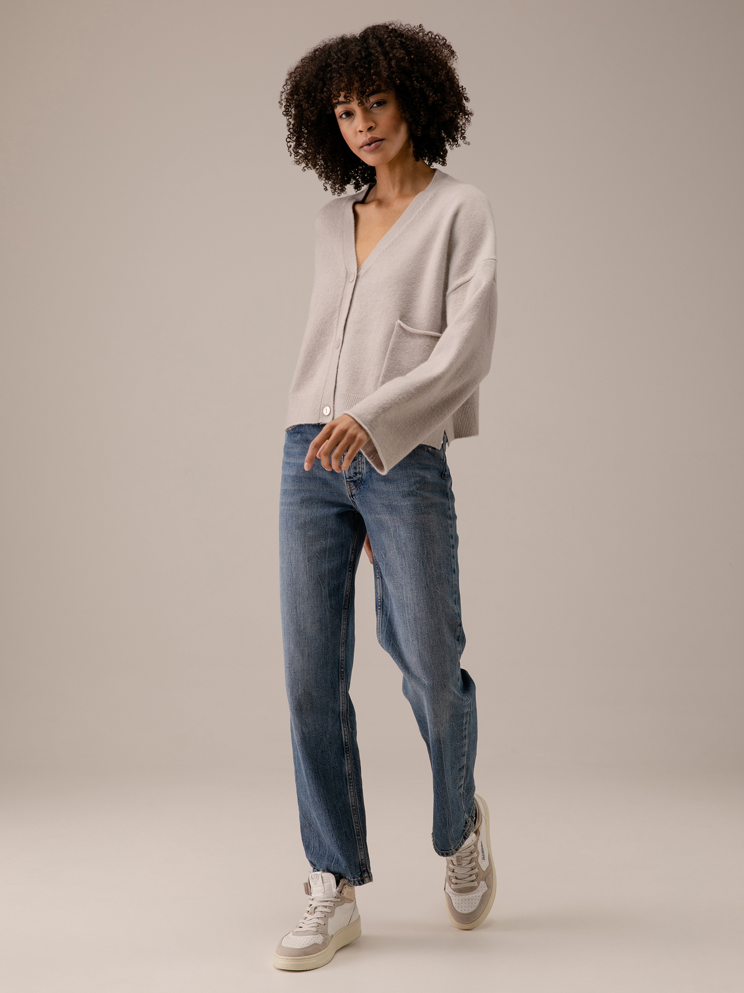 Detailansicht von Oversized Strickjacke von IHEART