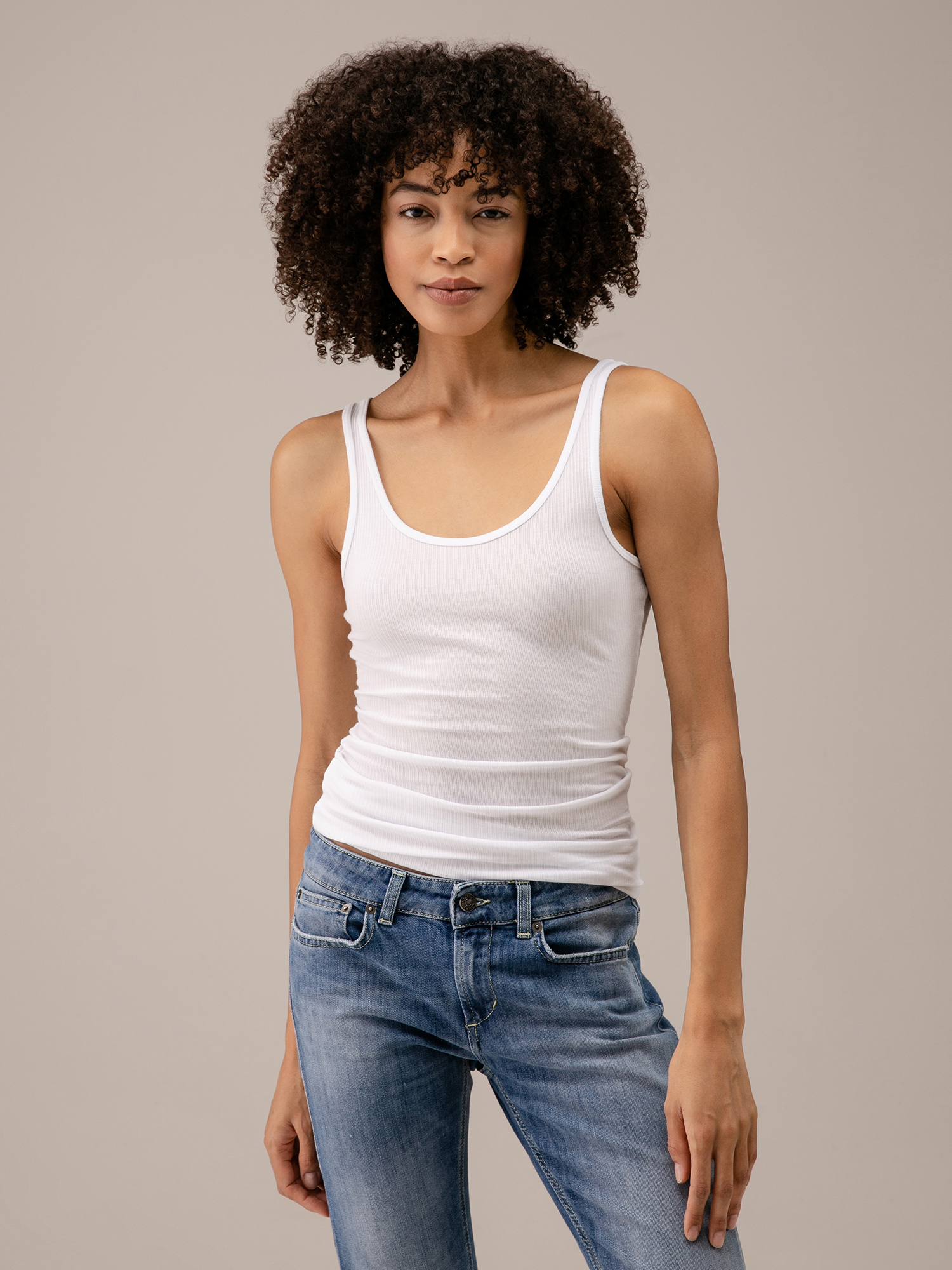 Detailansicht von Top aus Baumwolle von JAMES PERSE