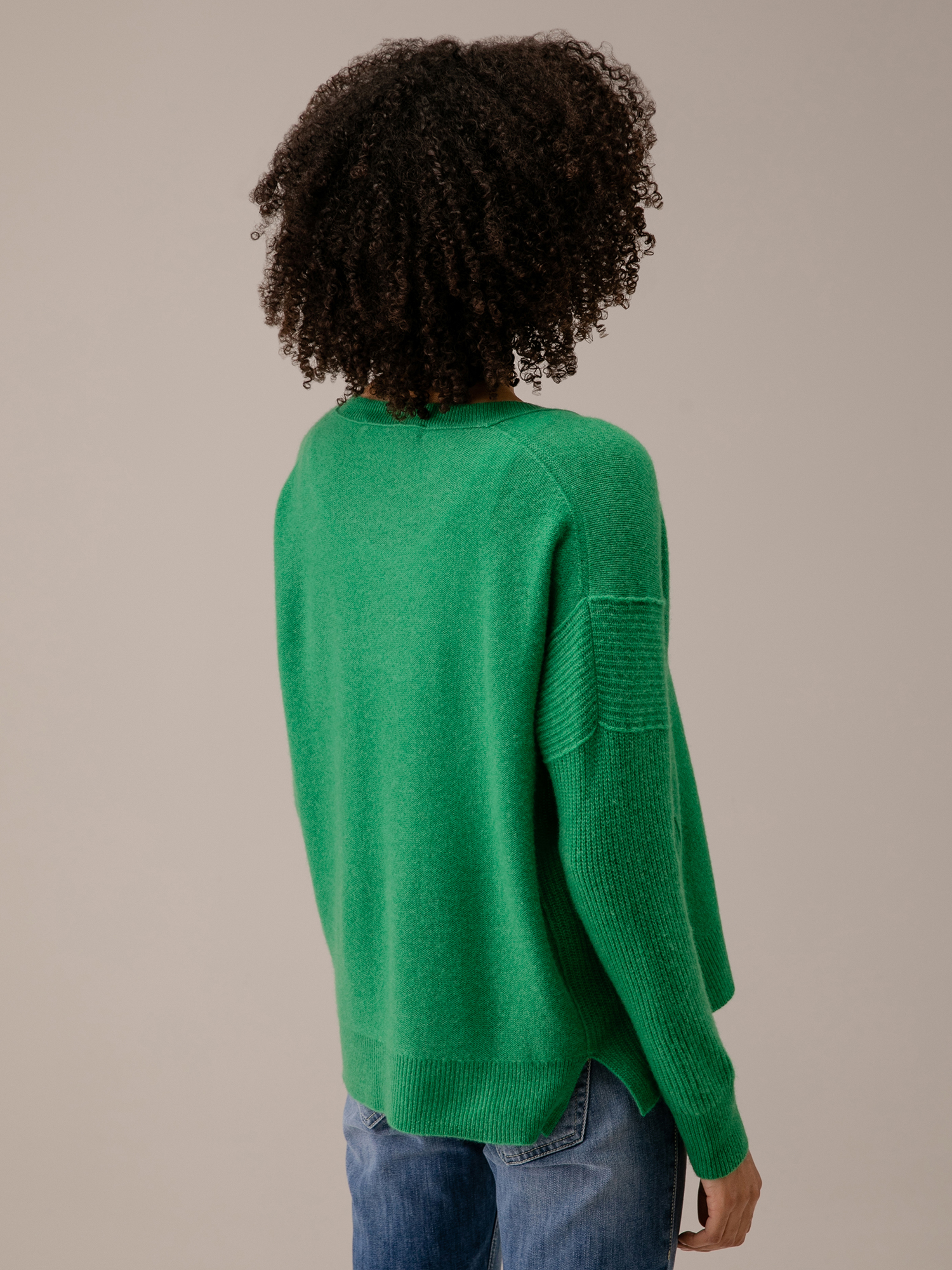 Detailansicht von Oversized Pullover von 360 CASHMERE